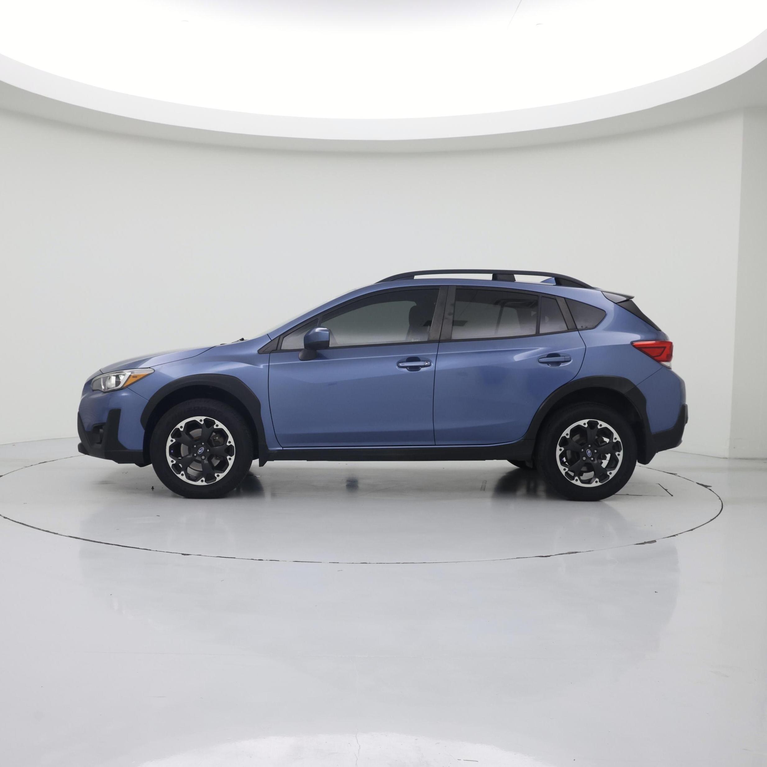 Thumbnail: 2021 Subaru Crosstrek - 3