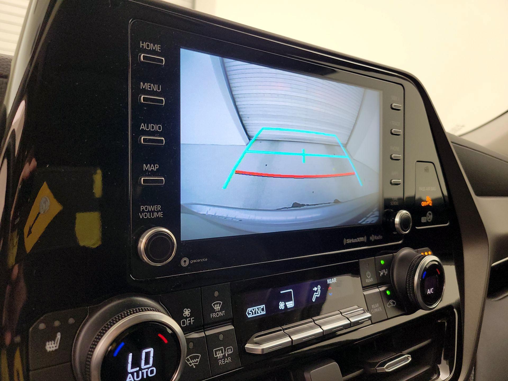 Thumbnail: 2022 Toyota Highlander - 14