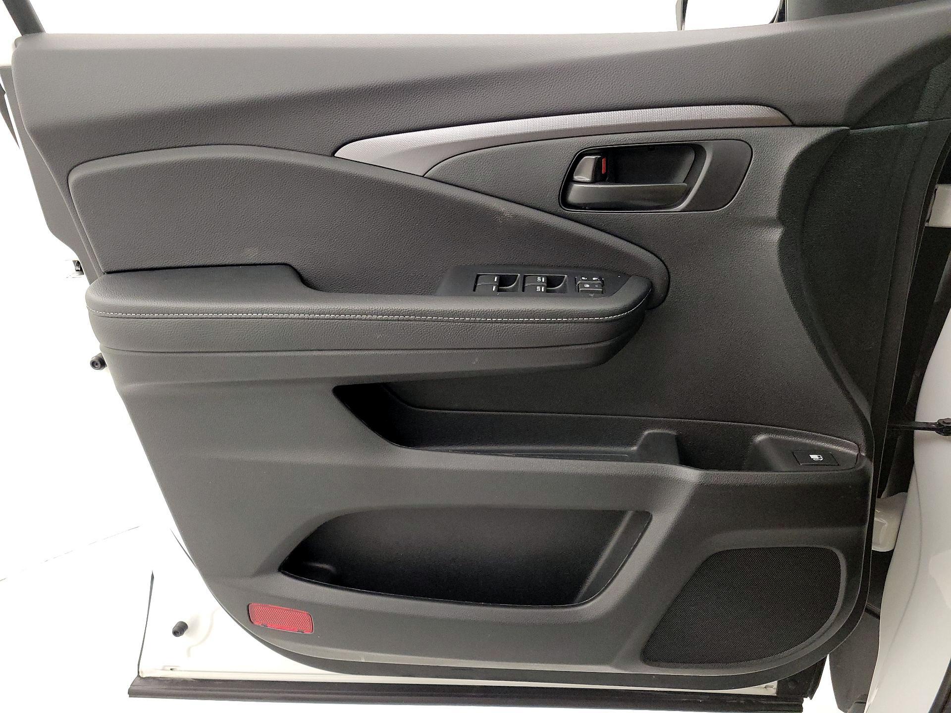 Thumbnail: 2025 Honda Ridgeline - 12