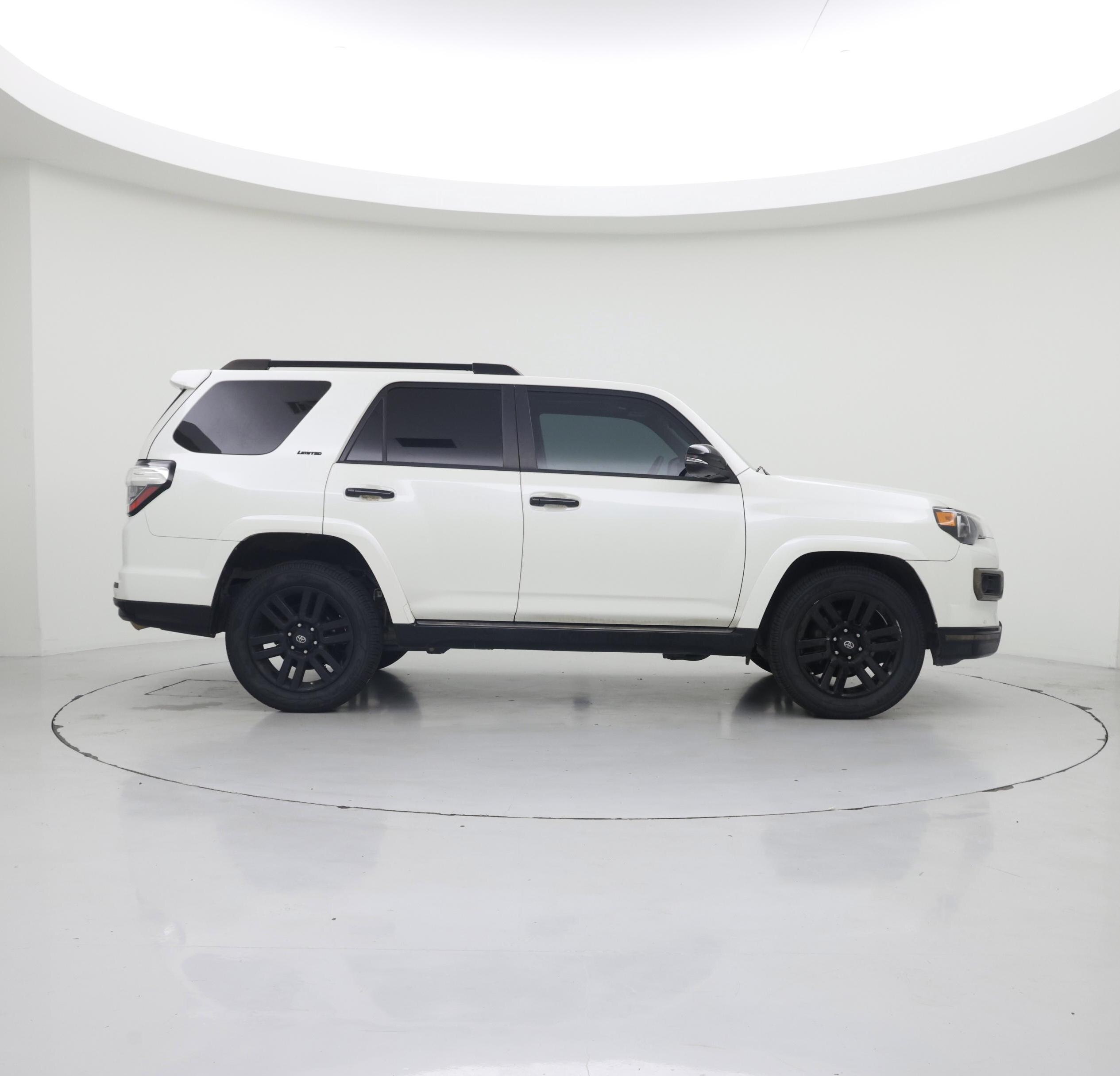 Thumbnail: 2021 Toyota 4Runner - 7