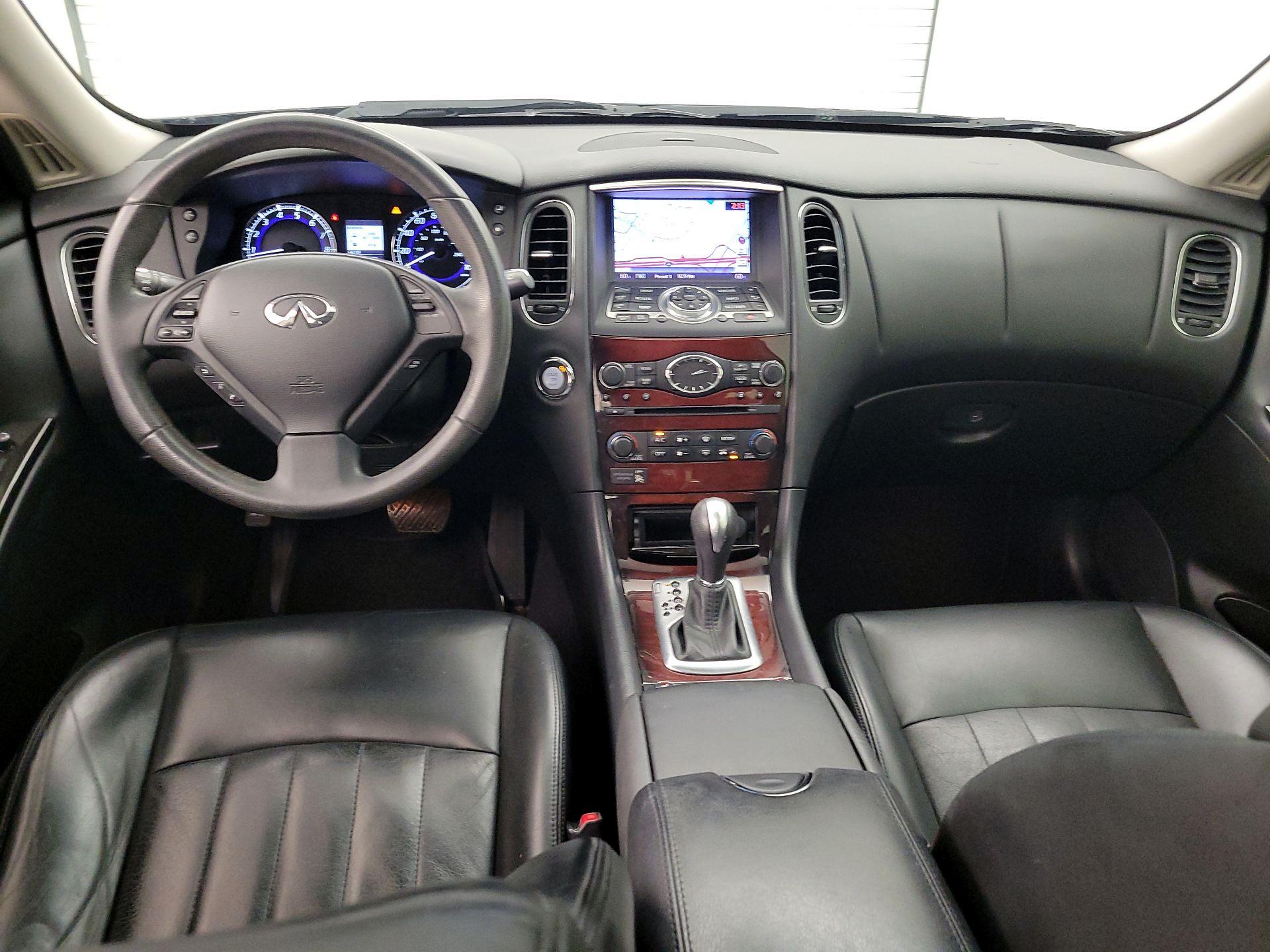 Thumbnail: 2017 INFINITI QX50 - 9