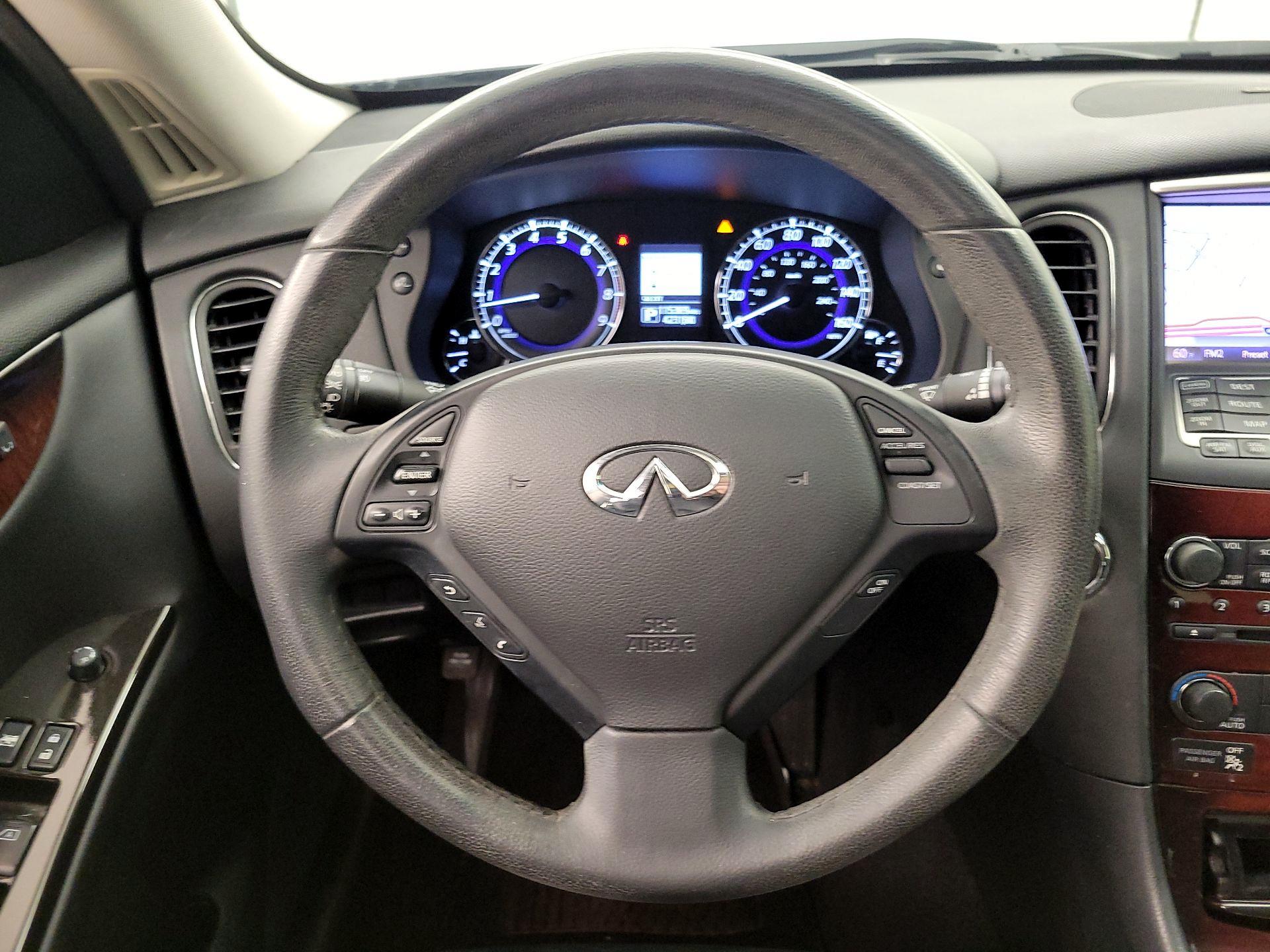Thumbnail: 2017 INFINITI QX50 - 10