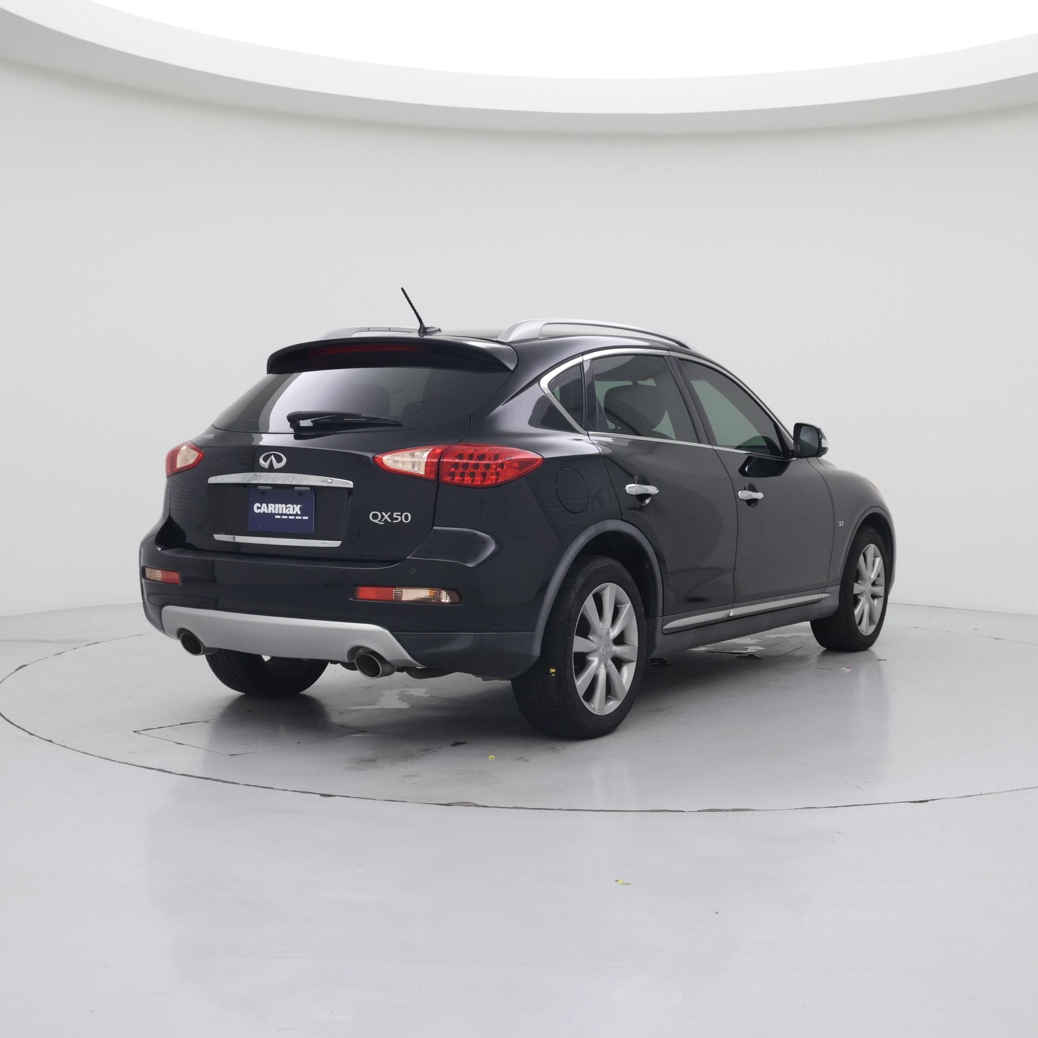 Thumbnail: 2017 INFINITI QX50 - 8