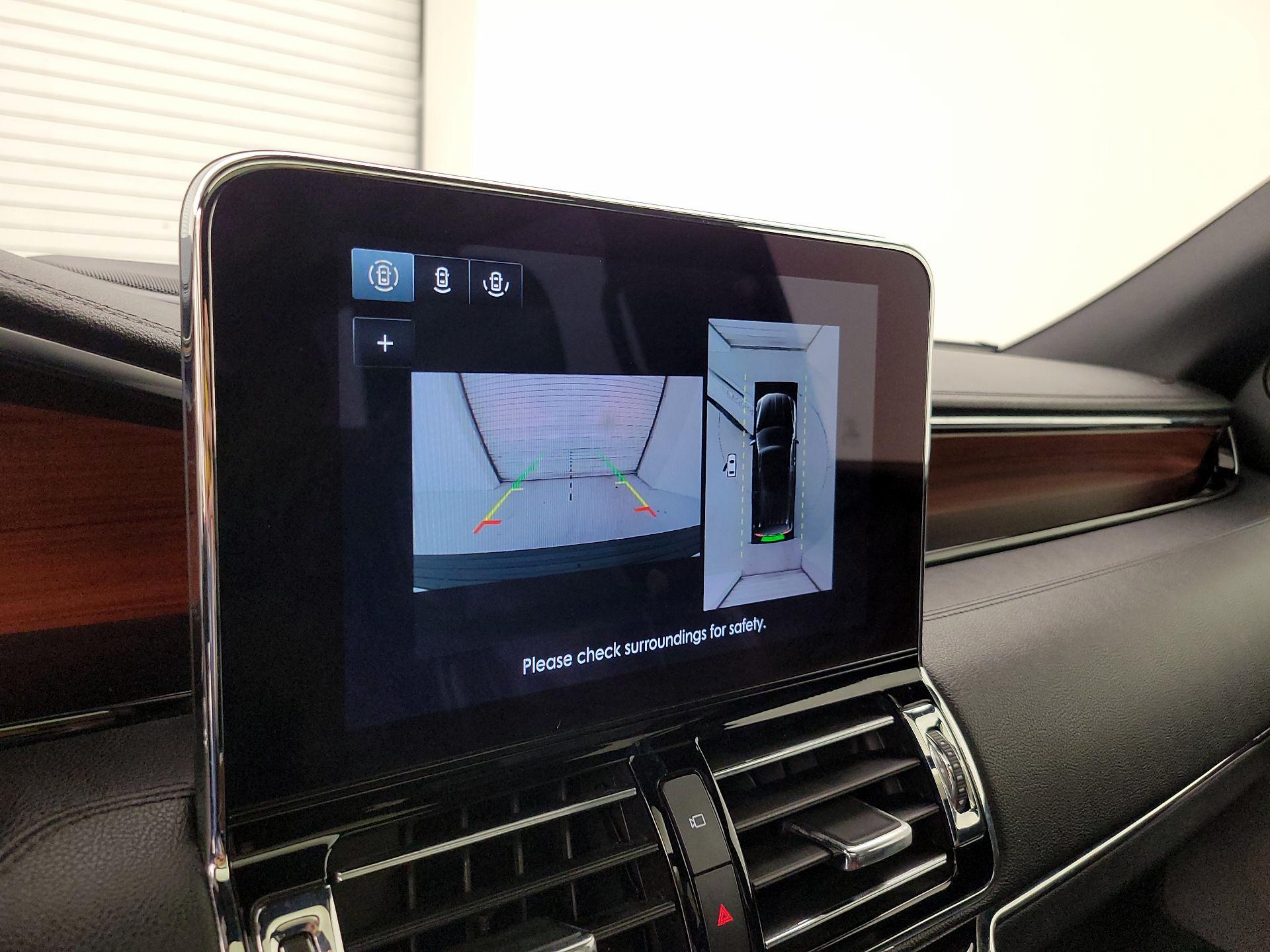 Thumbnail: 2020 Lincoln Navigator - 15