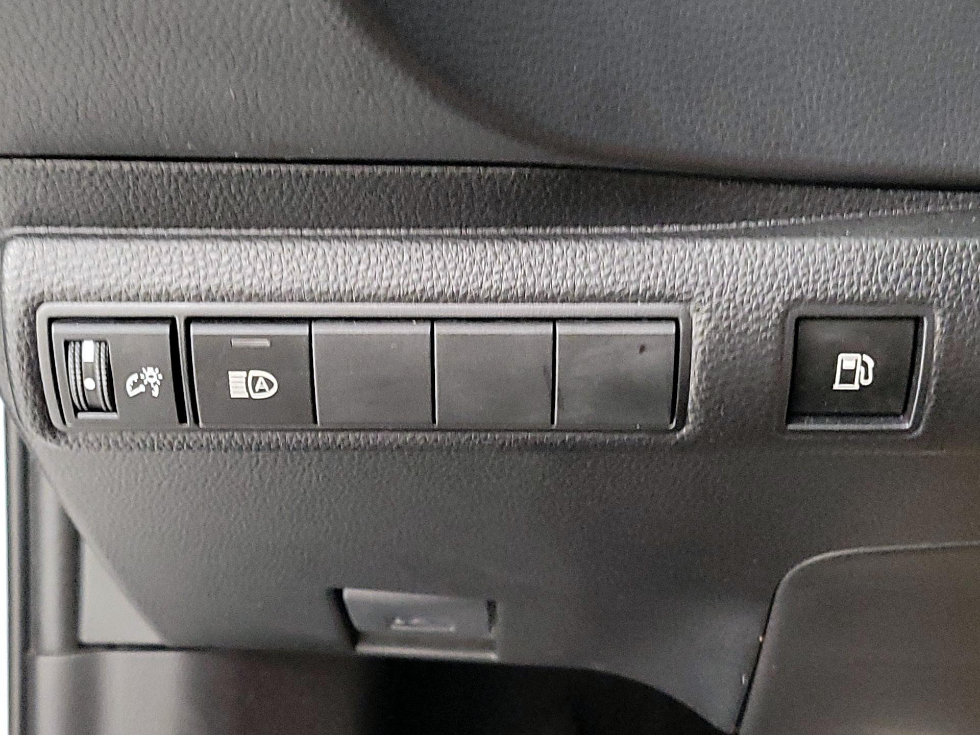 Thumbnail: 2024 Toyota Corolla - 13