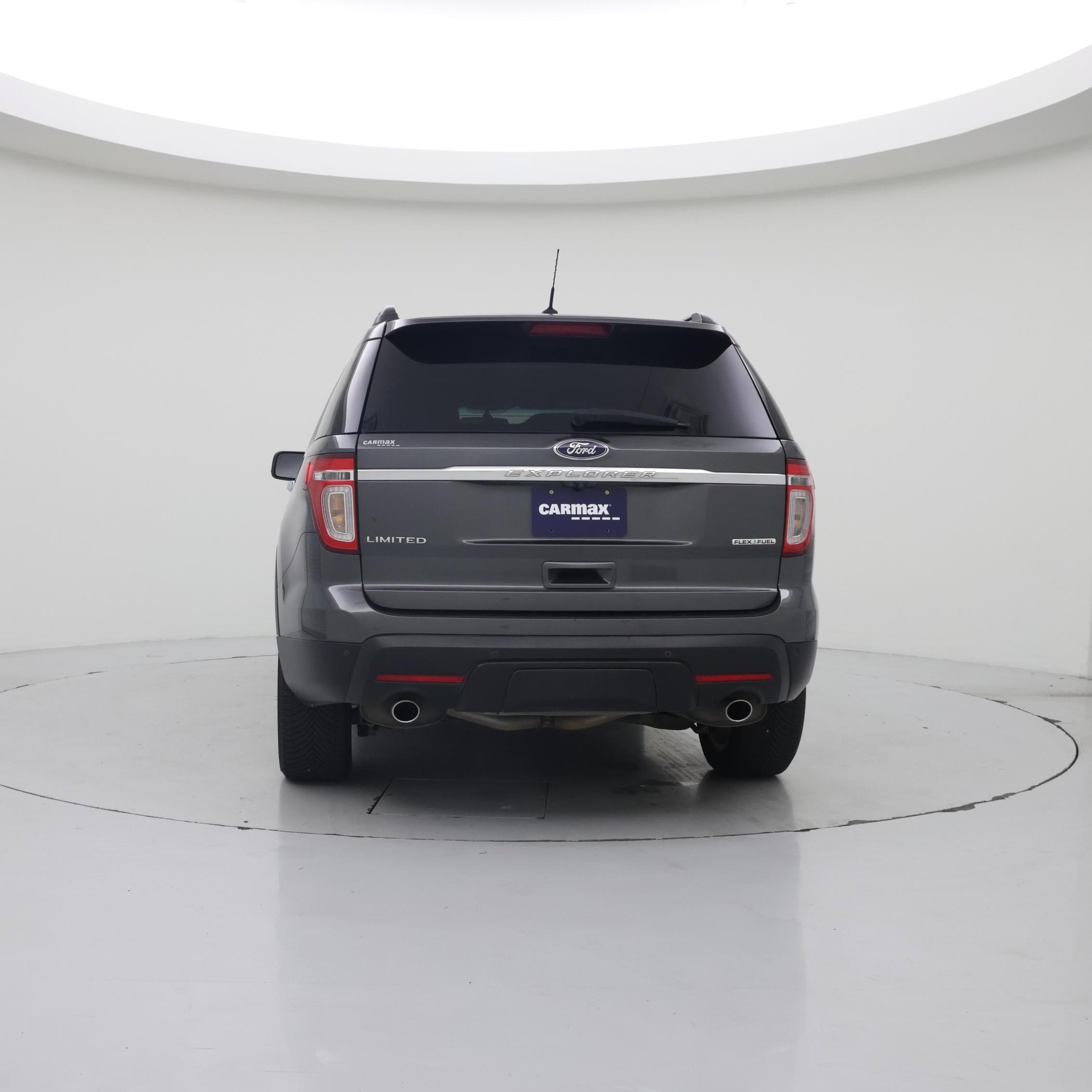 Thumbnail: 2015 Ford Explorer - 6
