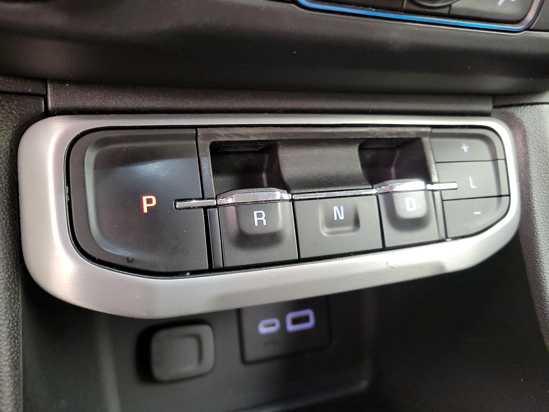 Thumbnail: 2023 GMC Acadia - 17