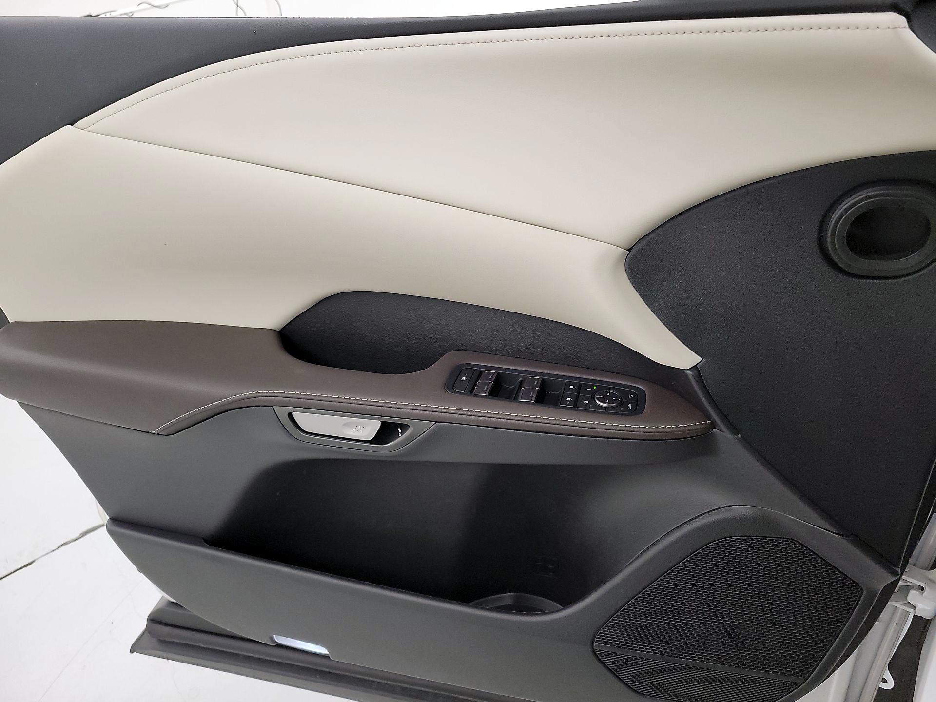 Thumbnail: 2025 Lexus RX - 12