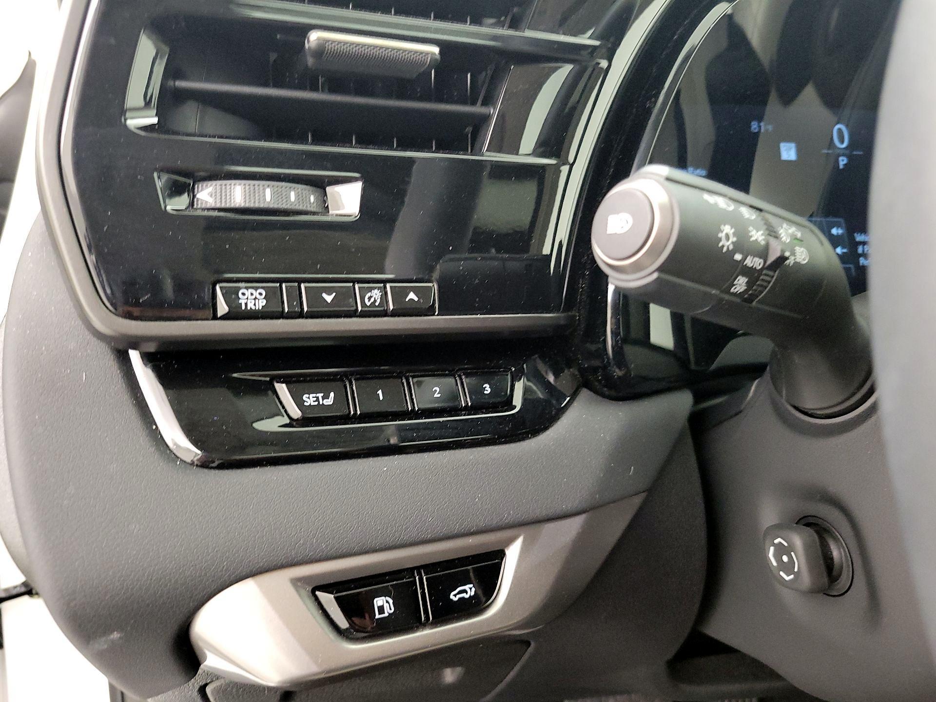 Thumbnail: 2025 Lexus RX - 13