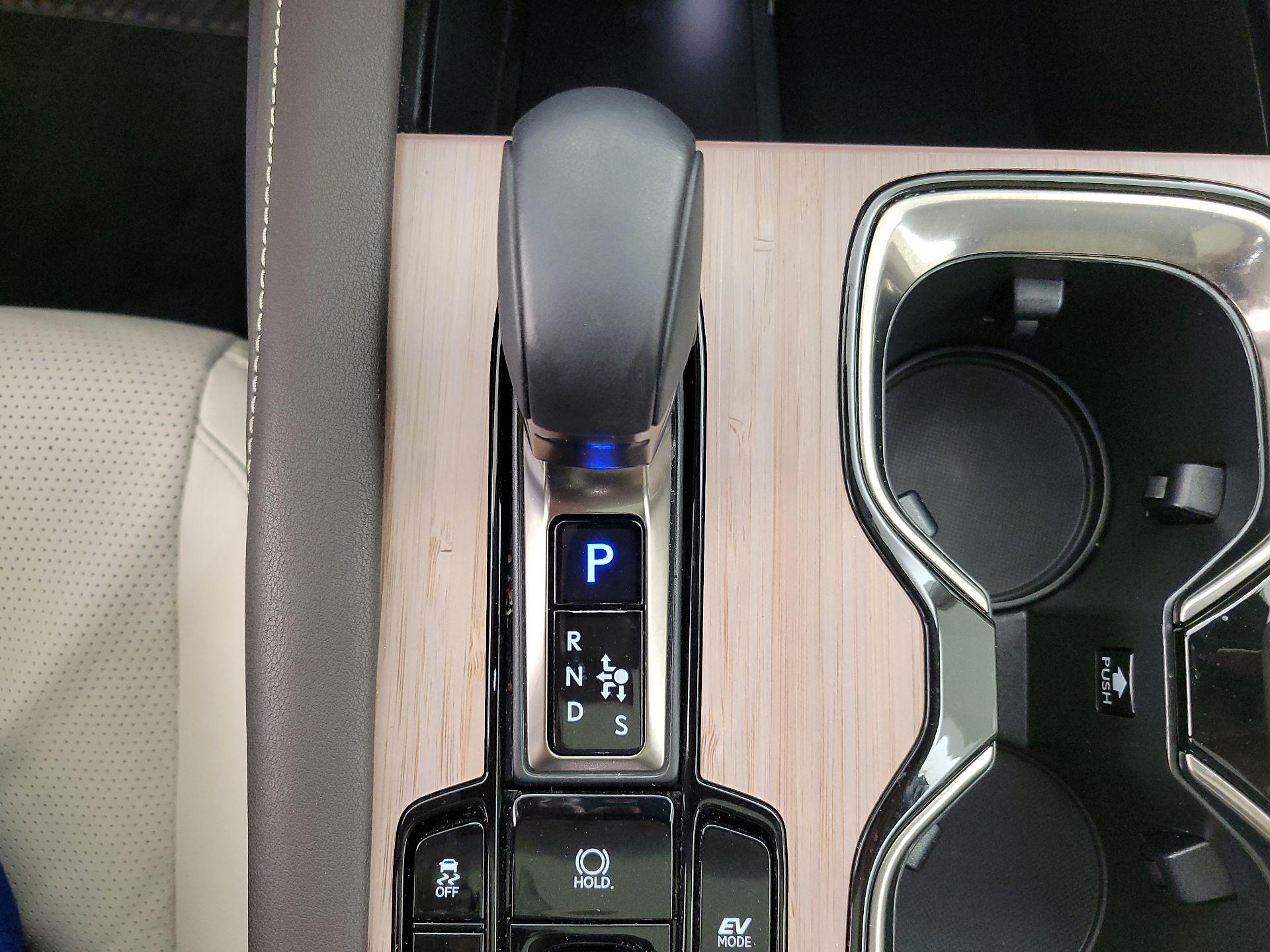 Thumbnail: 2025 Lexus RX - 17