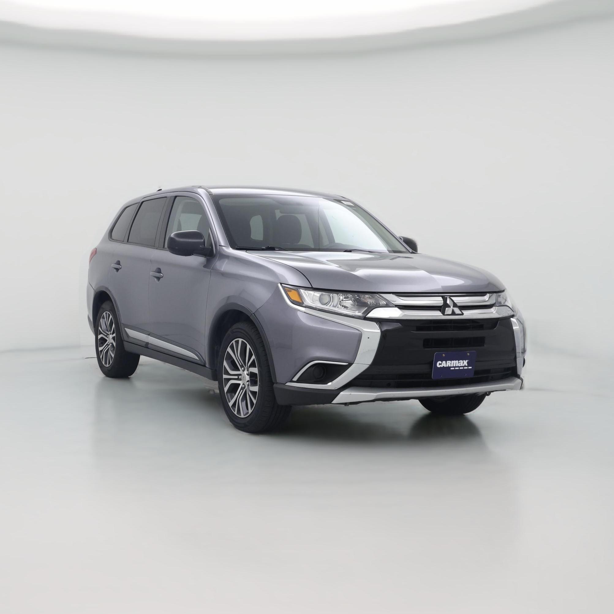Thumbnail: 2018 Mitsubishi Outlander - 1