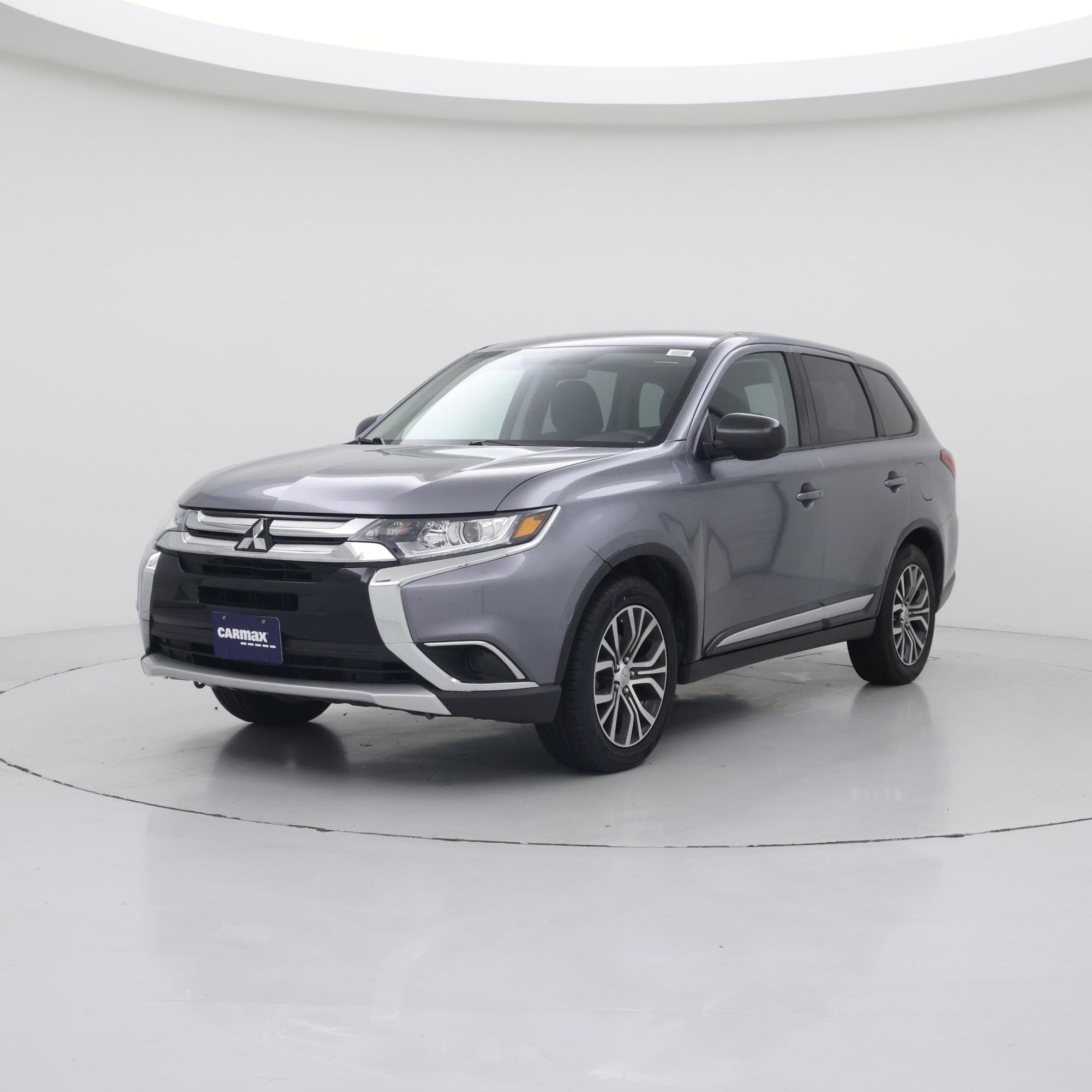 Thumbnail: 2018 Mitsubishi Outlander - 4