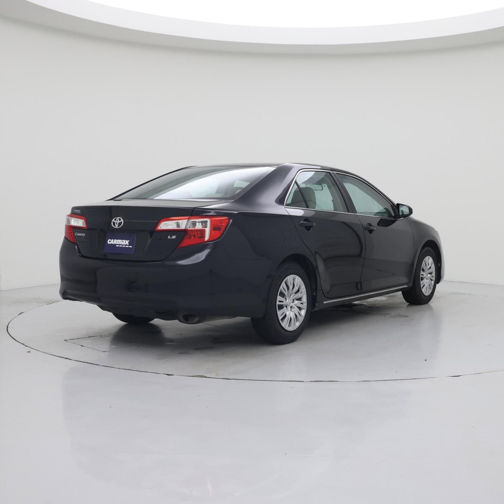 Thumbnail: 2014 Toyota Camry - 8