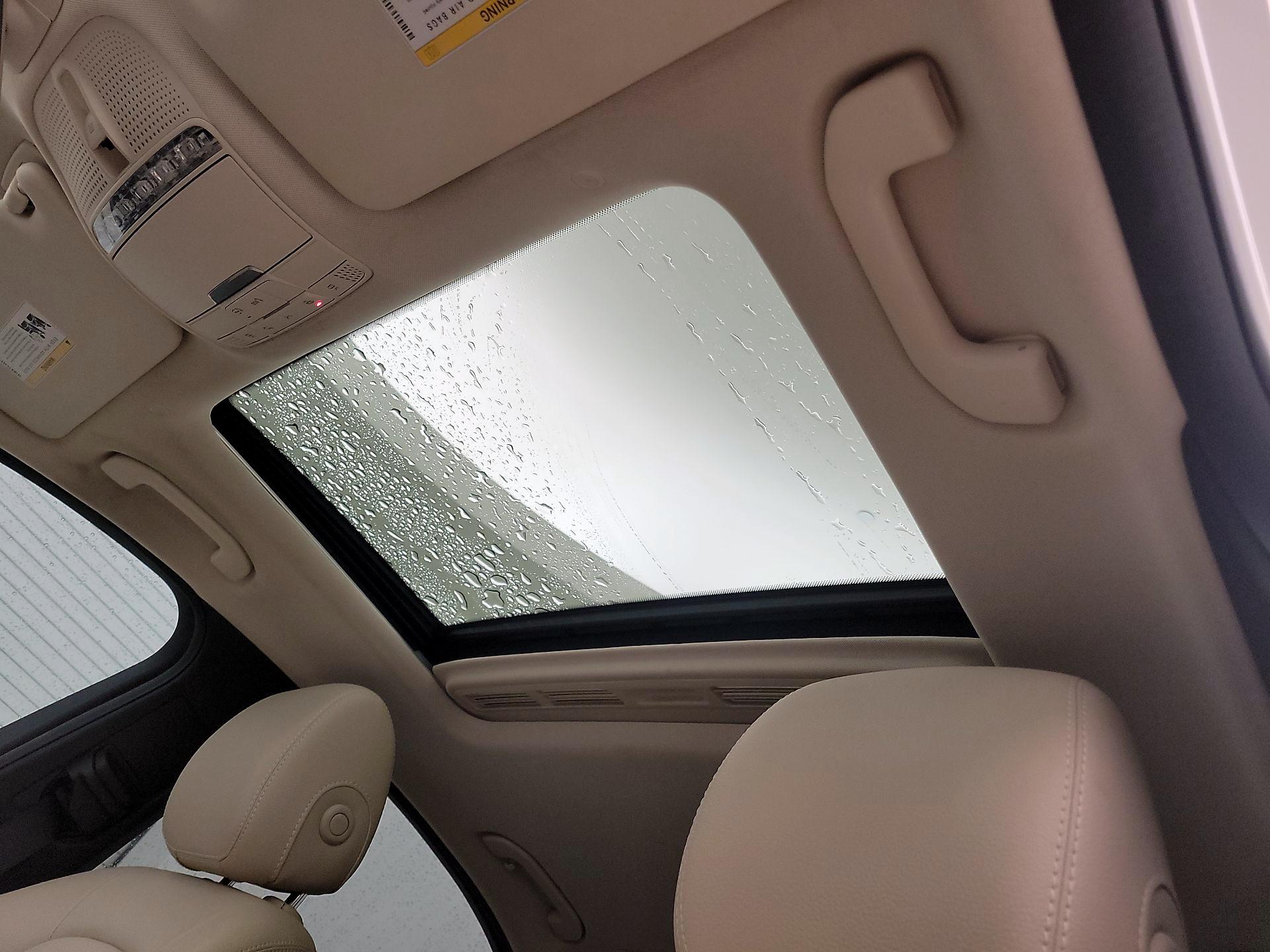 Thumbnail: 2019 Mercedes-Benz C-Class - 19