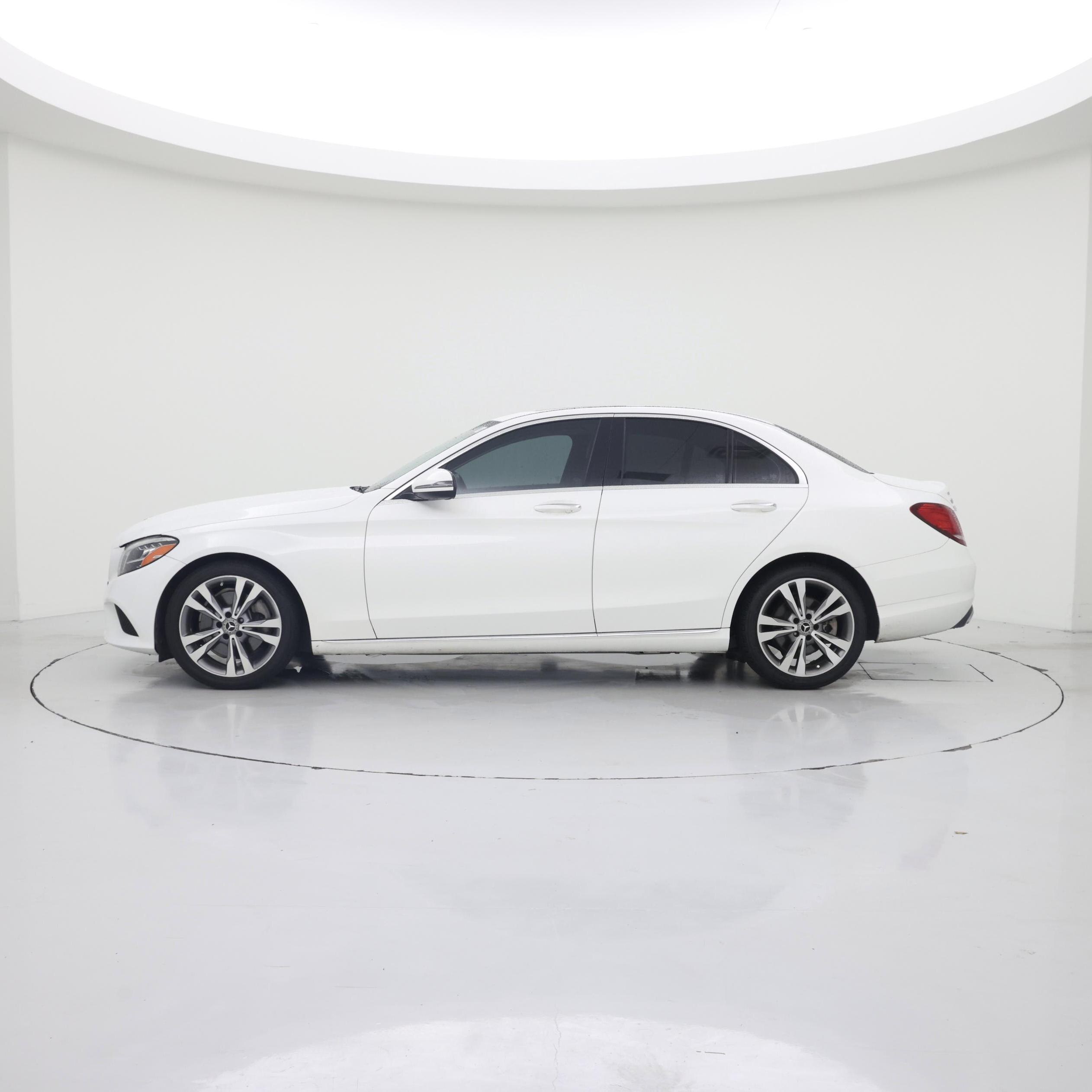 Thumbnail: 2019 Mercedes-Benz C-Class - 3