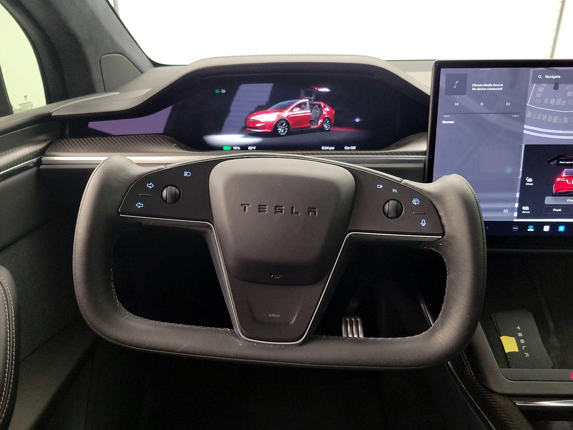 Thumbnail: 2022 Tesla Model X - 10