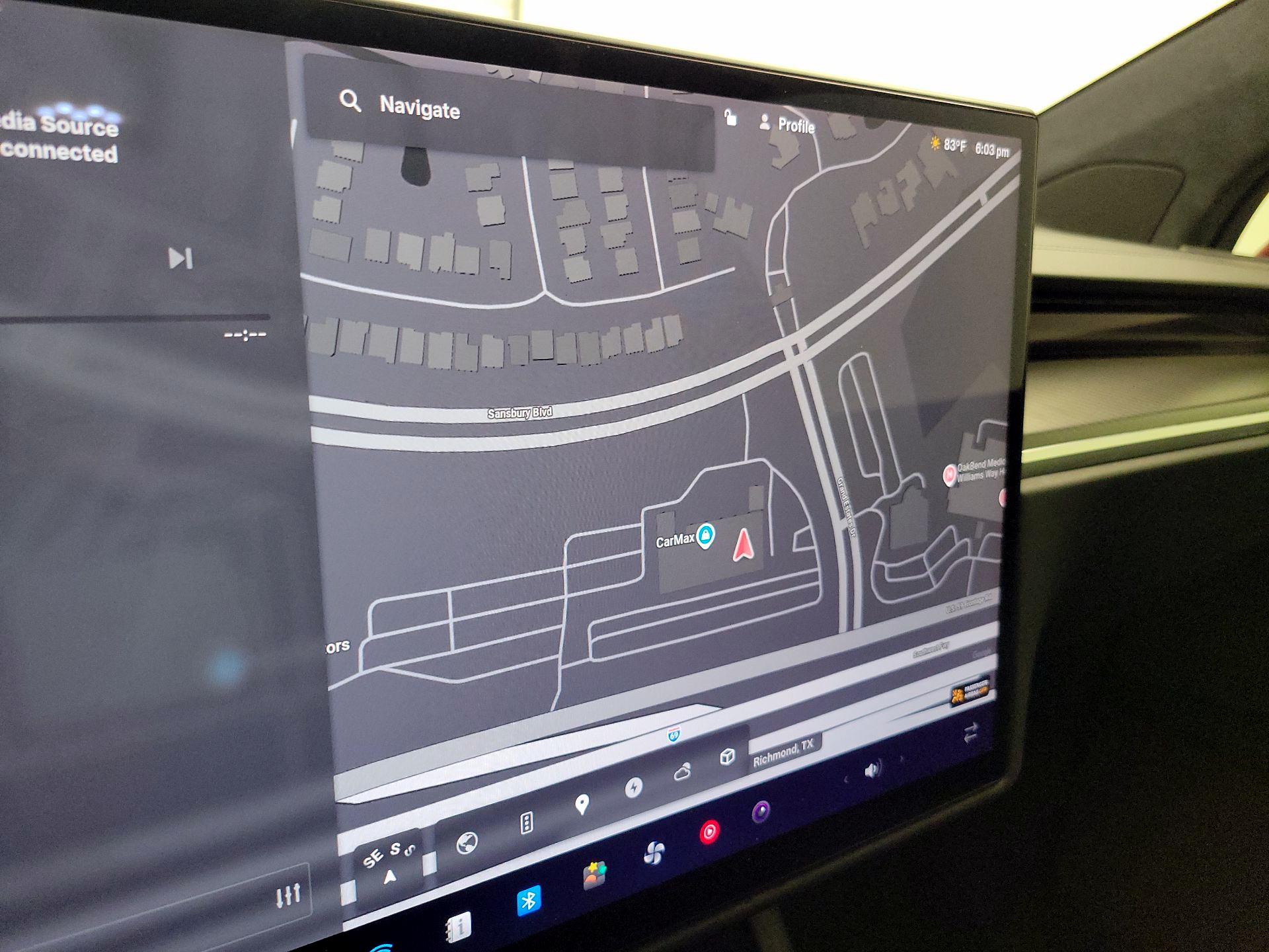 Thumbnail: 2022 Tesla Model X - 13