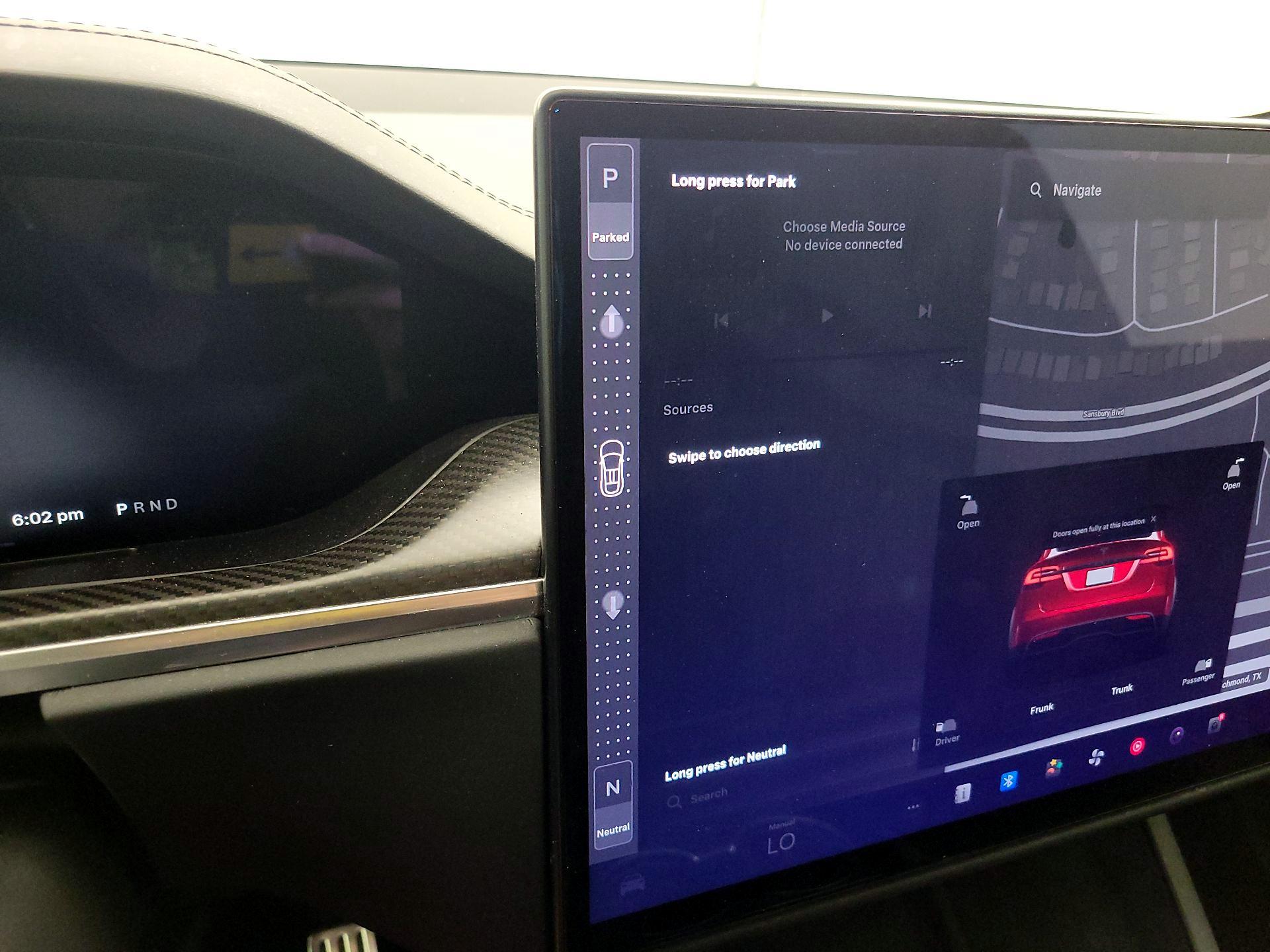 Thumbnail: 2022 Tesla Model X - 17