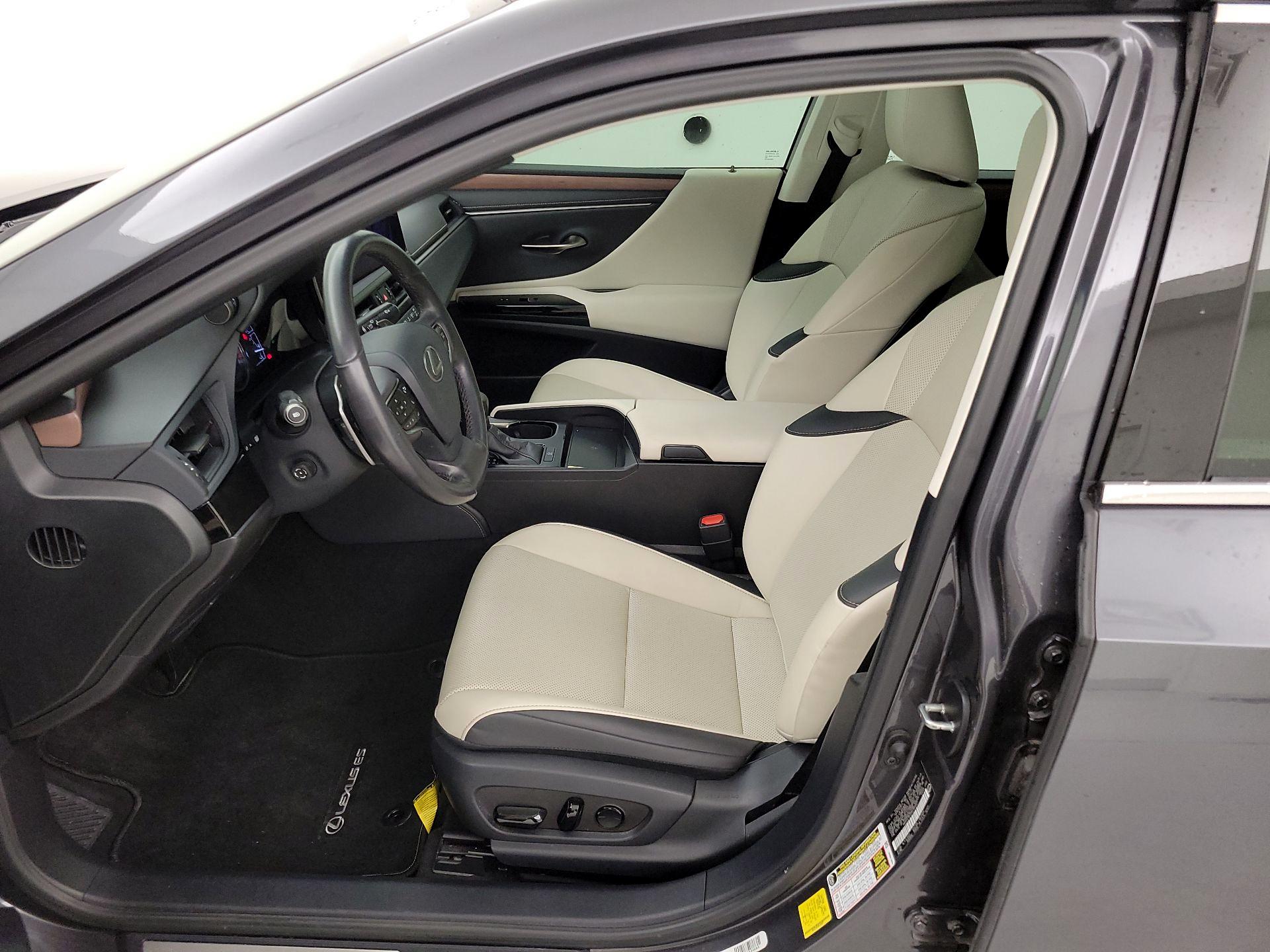 Thumbnail: 2024 Lexus ES - 11