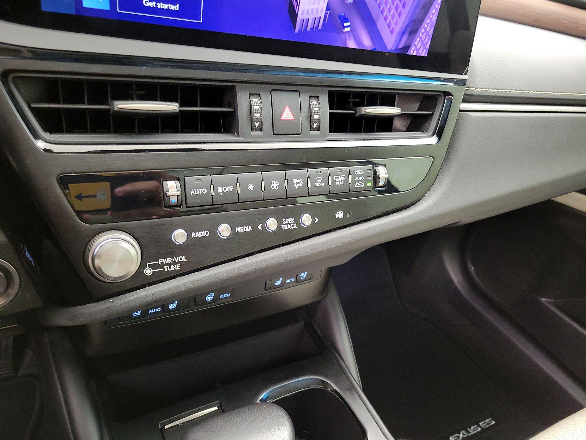 Thumbnail: 2024 Lexus ES - 16