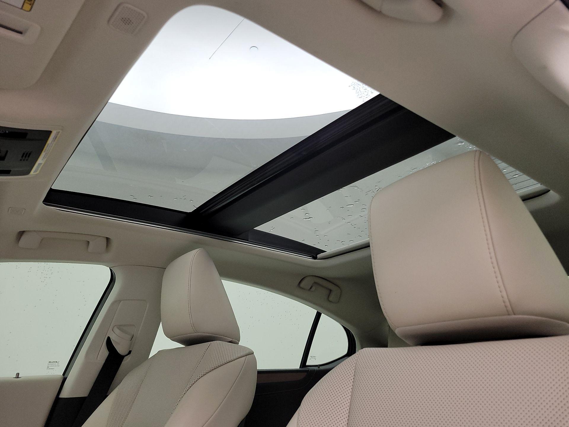 Thumbnail: 2024 Lexus ES - 19