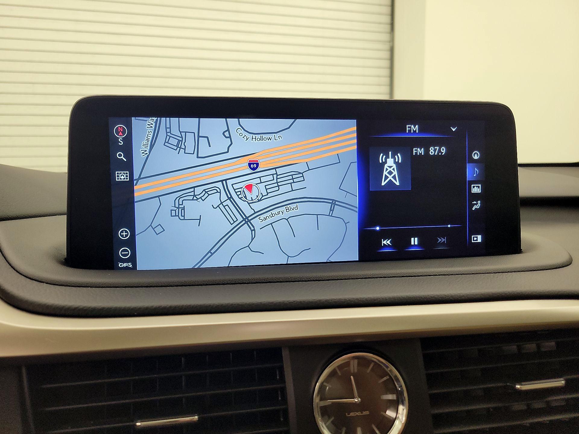 Thumbnail: 2022 Lexus RX - 14