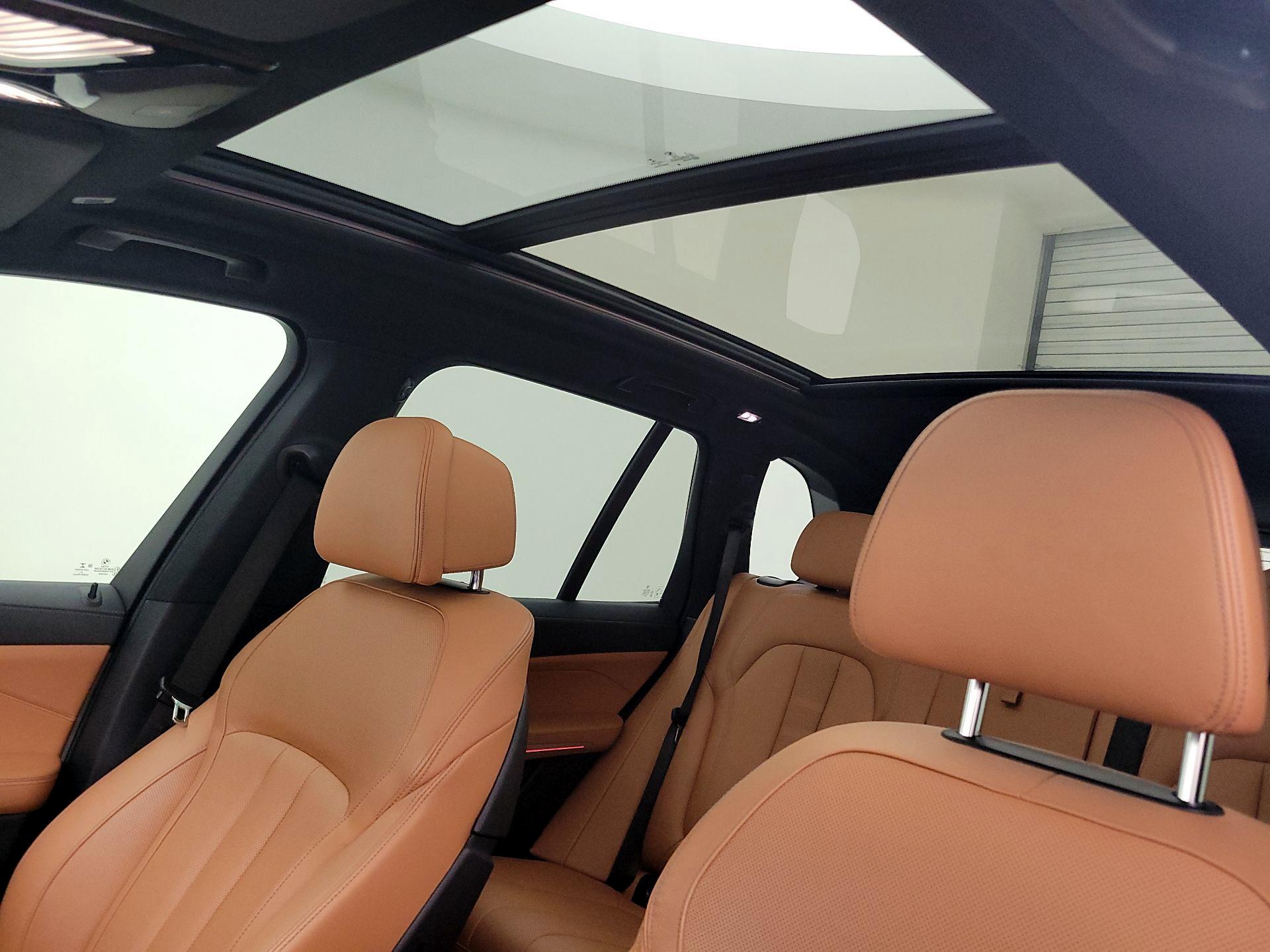 Thumbnail: 2022 BMW X5 - 20