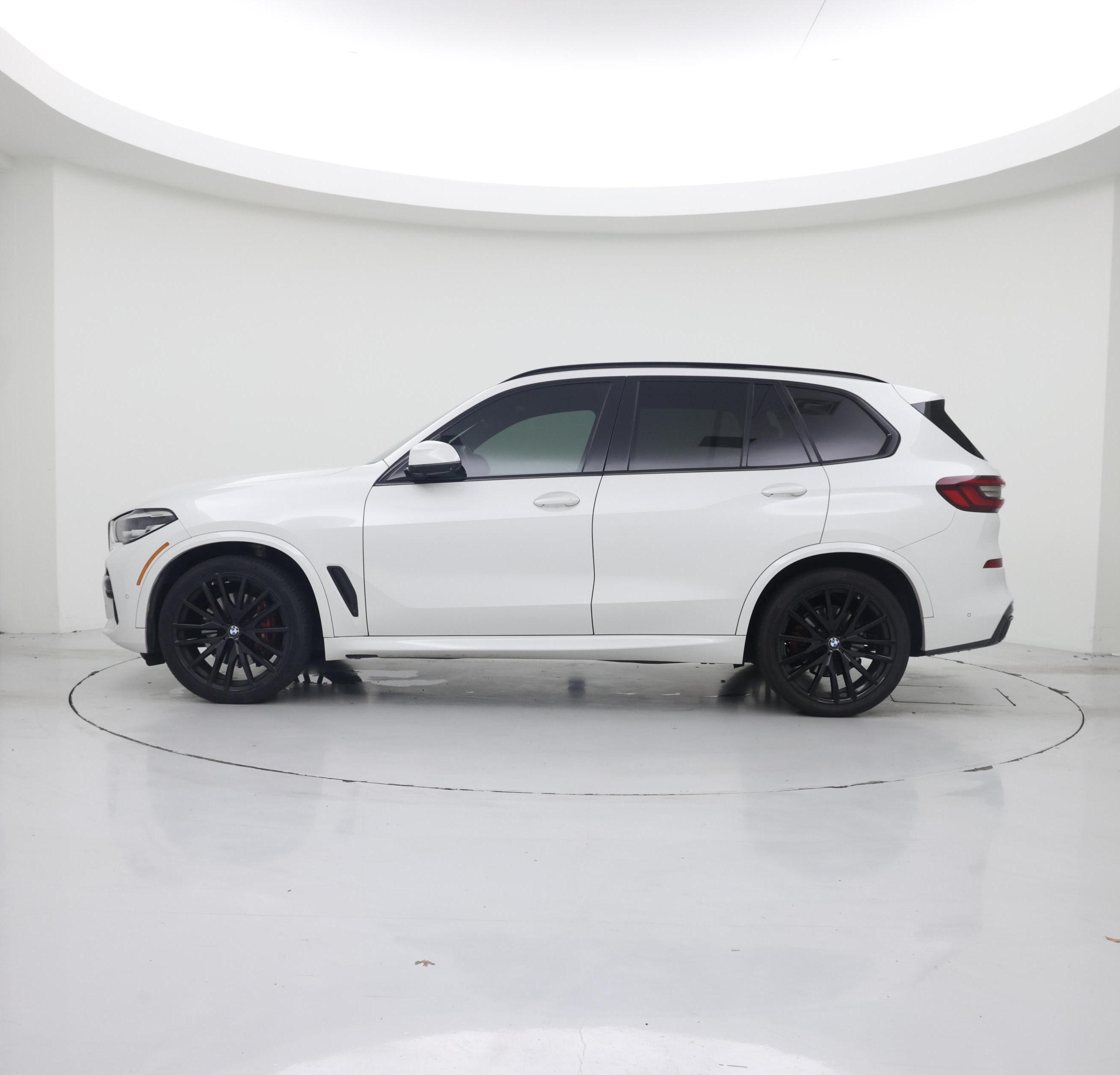 Thumbnail: 2022 BMW X5 - 3