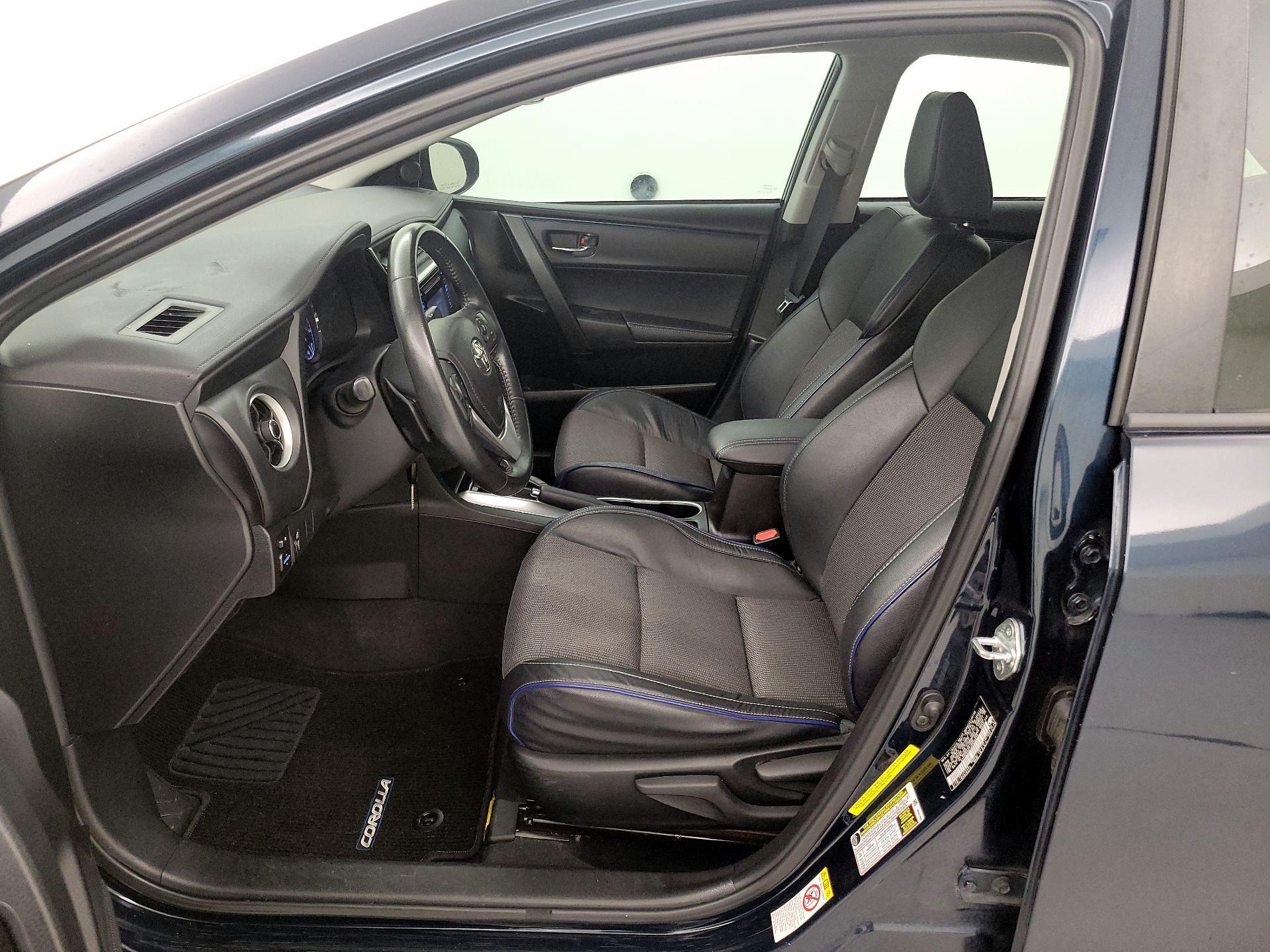 Thumbnail: 2018 Toyota Corolla - 11