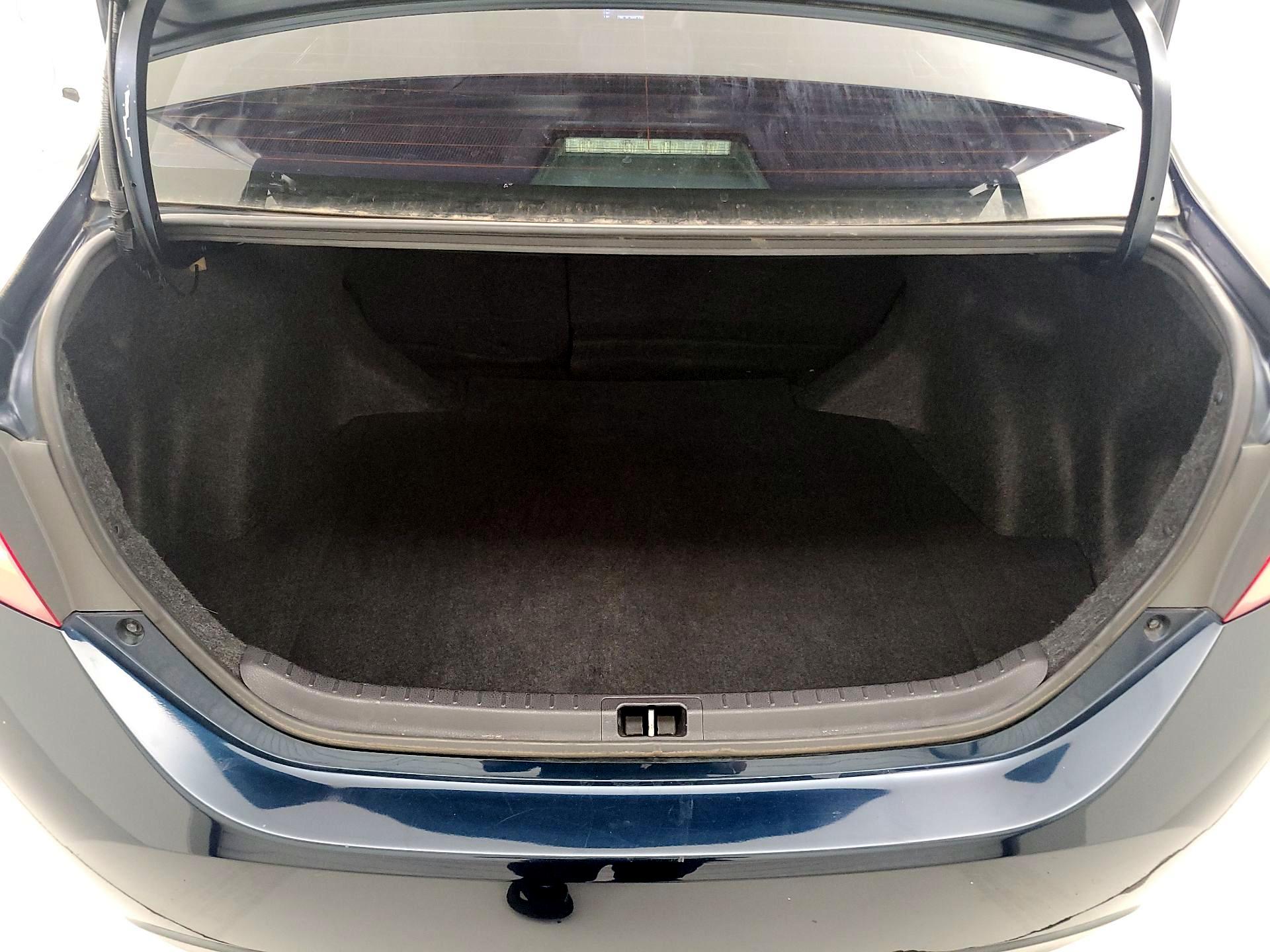 Thumbnail: 2018 Toyota Corolla - 20