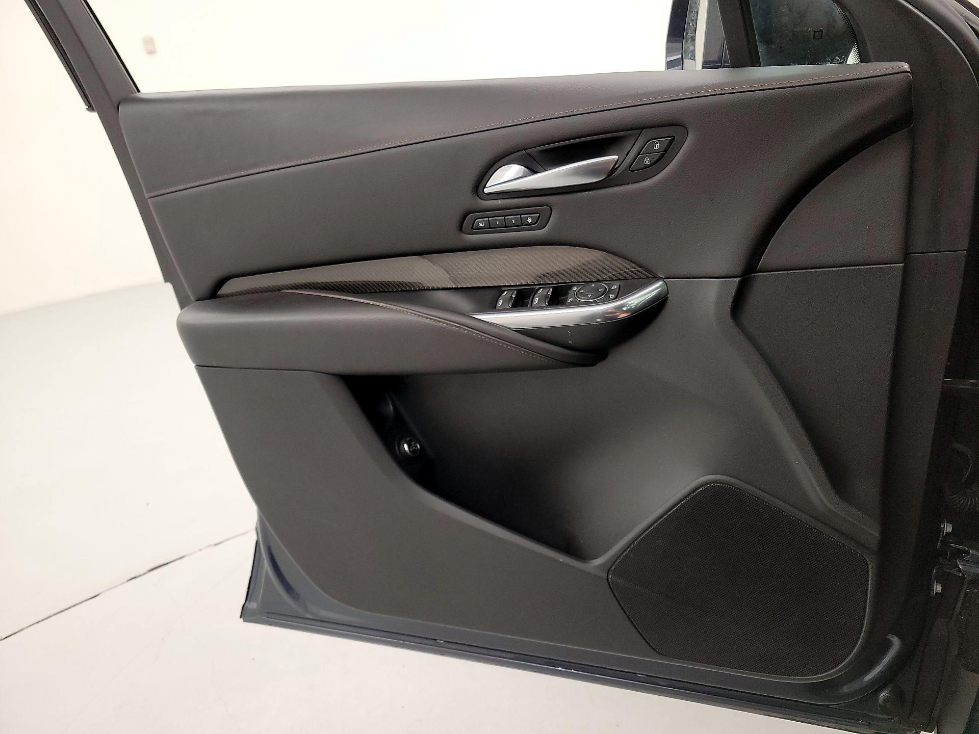 Thumbnail: 2020 Cadillac XT4 - 12