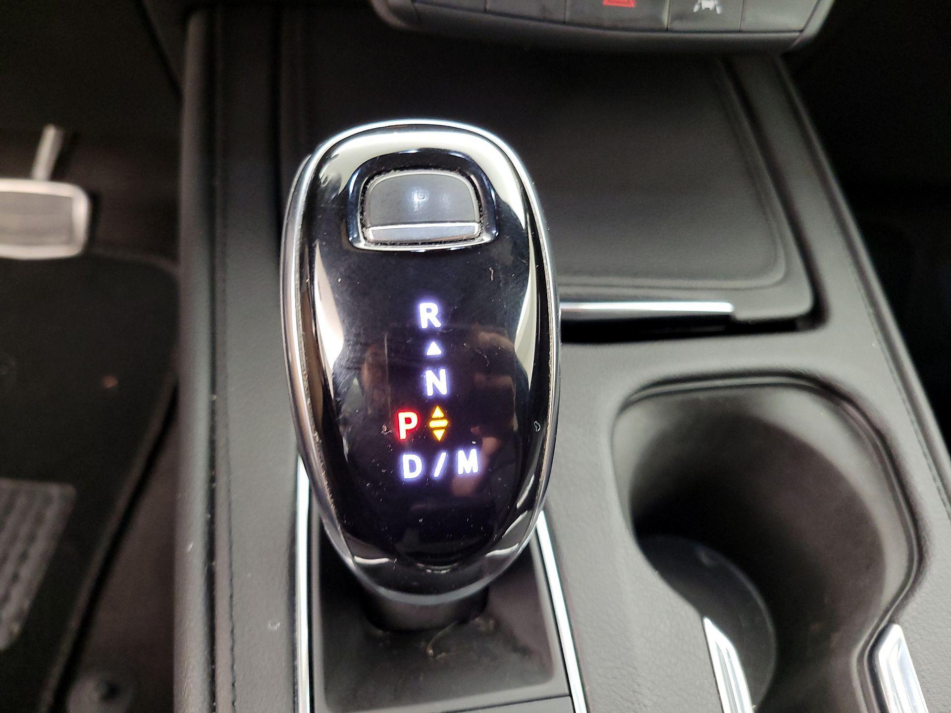 Thumbnail: 2020 Cadillac XT4 - 17