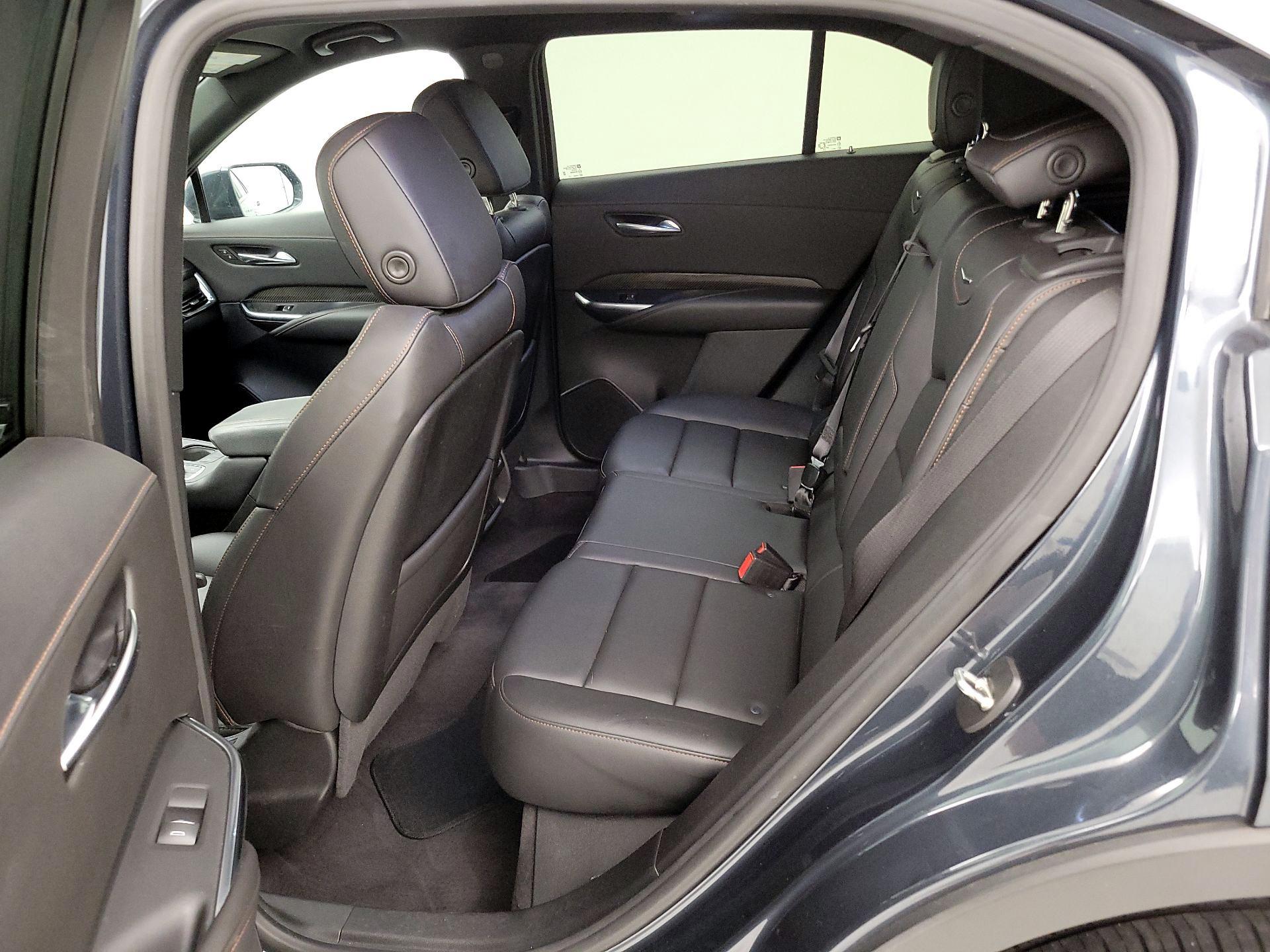 Thumbnail: 2020 Cadillac XT4 - 19