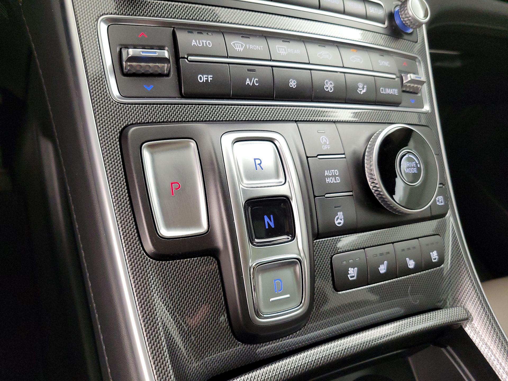 Thumbnail: 2023 Hyundai Santa Fe - 18