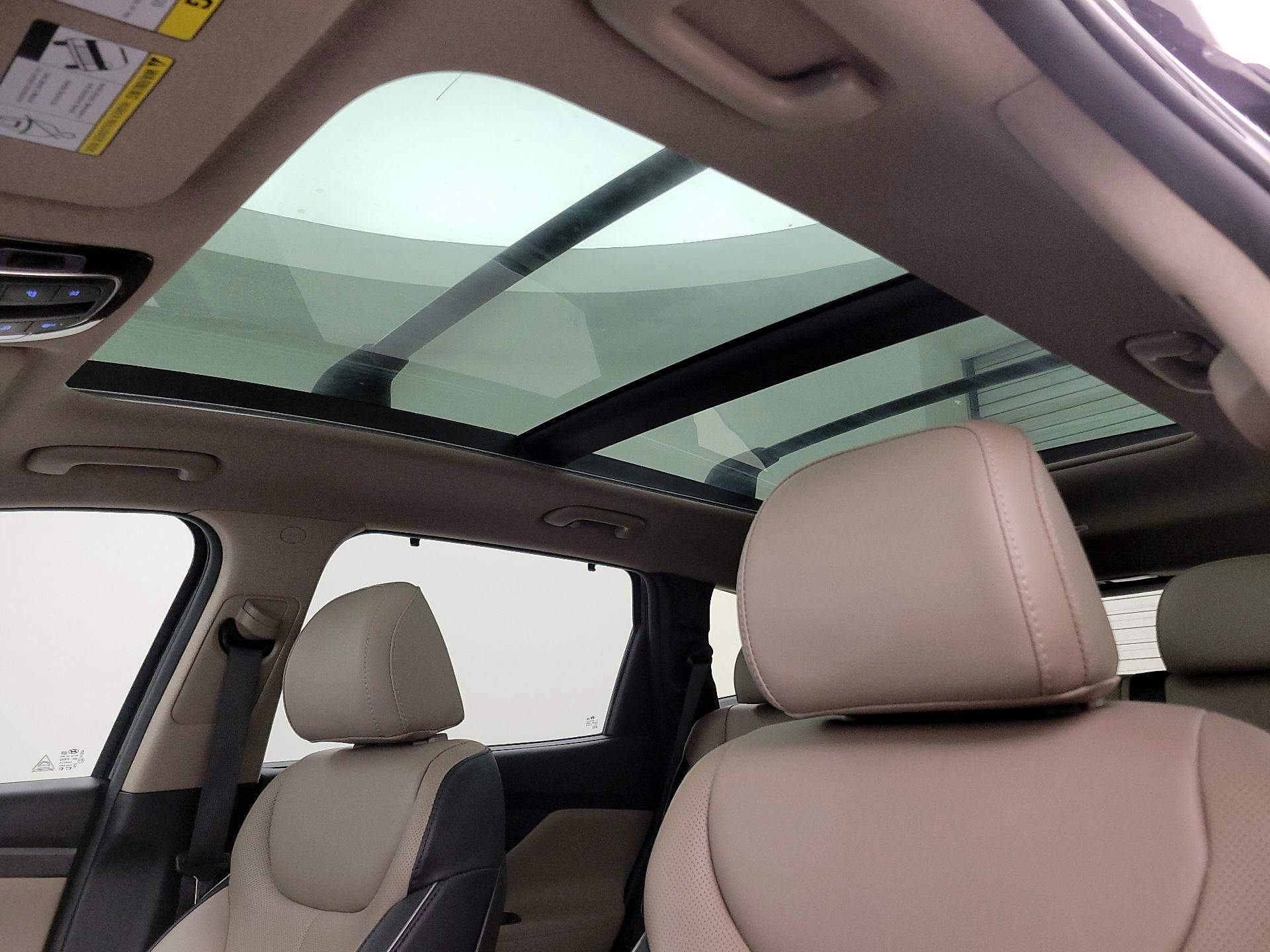 Thumbnail: 2023 Hyundai Santa Fe - 20