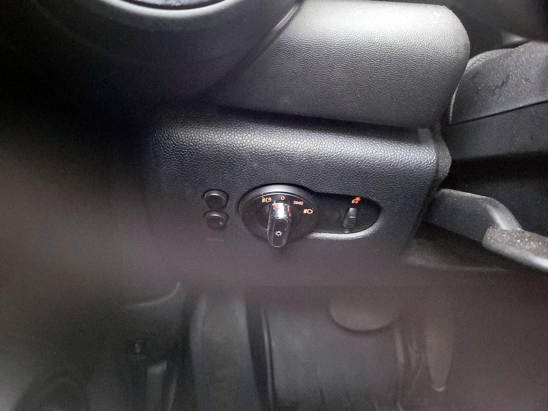 Thumbnail: 2020 MINI Cooper Hardtop - 13