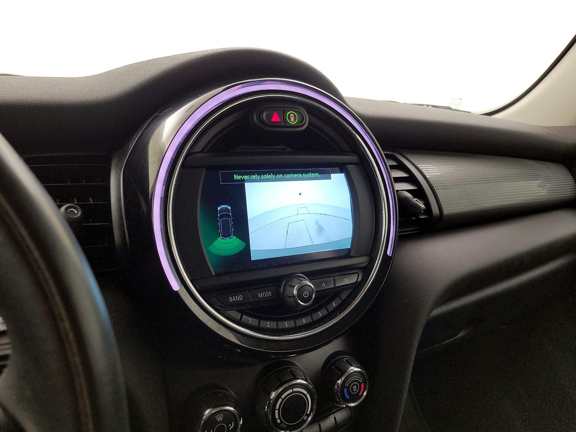 Thumbnail: 2020 MINI Cooper Hardtop - 14