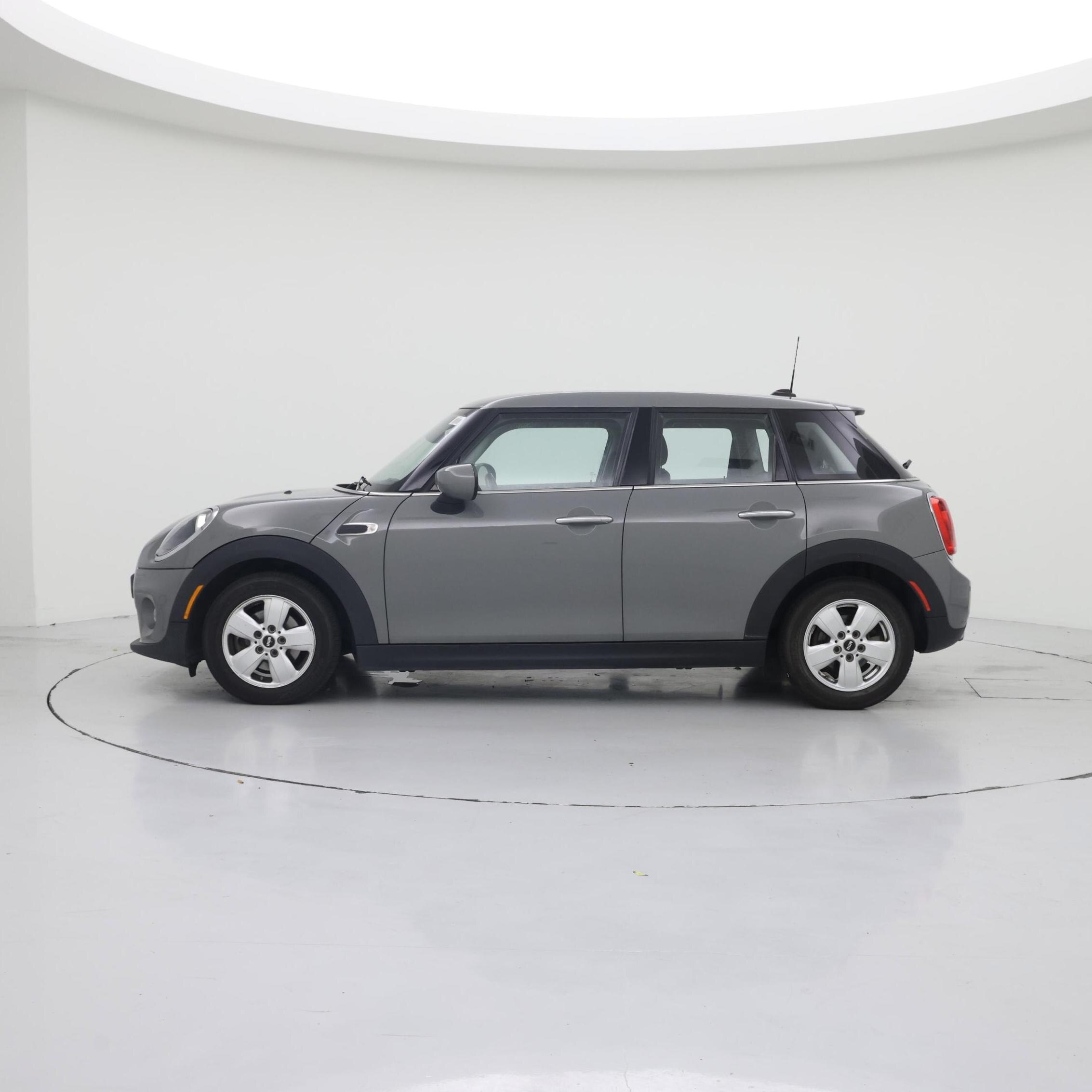 Thumbnail: 2020 MINI Cooper Hardtop - 3