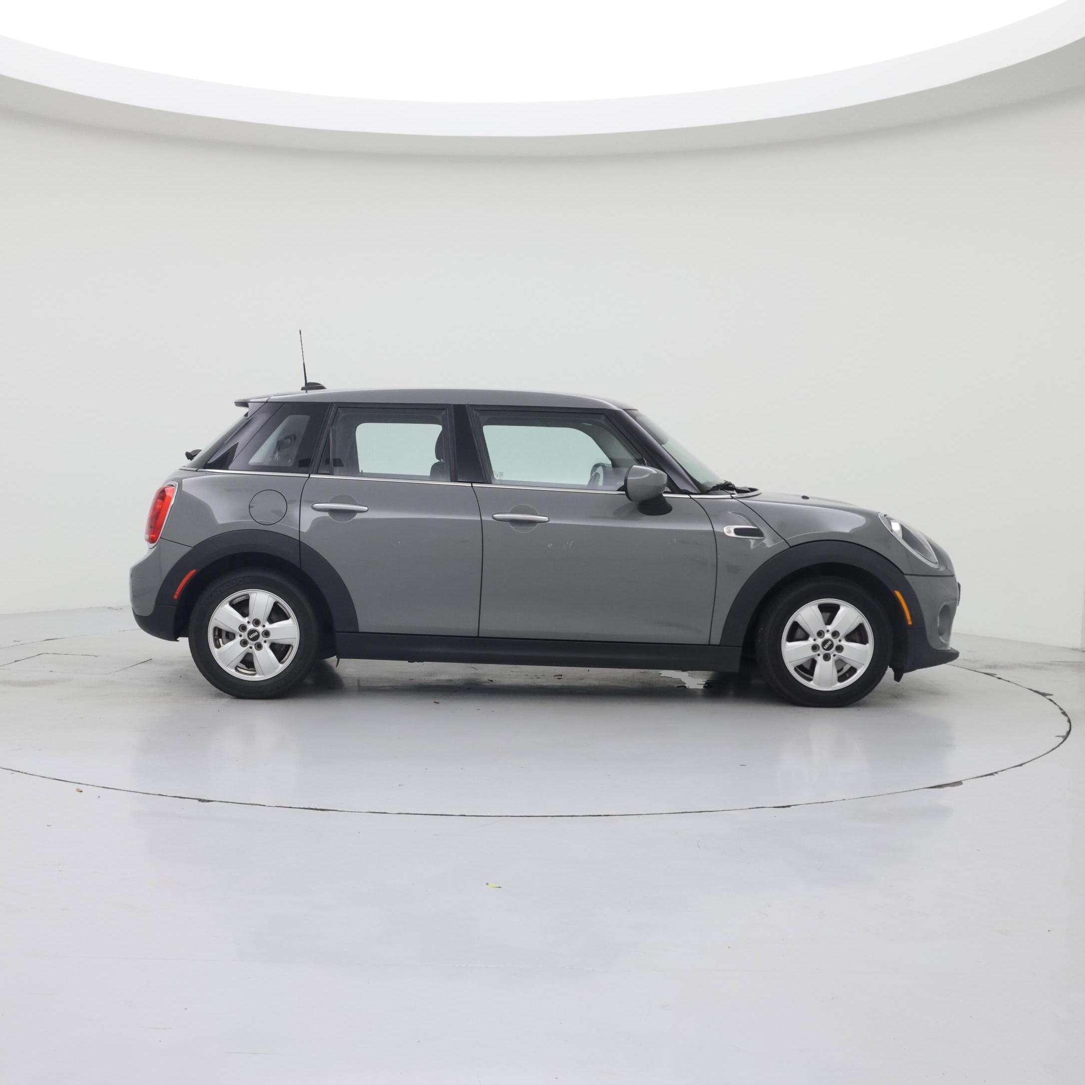 Thumbnail: 2020 MINI Cooper Hardtop - 7