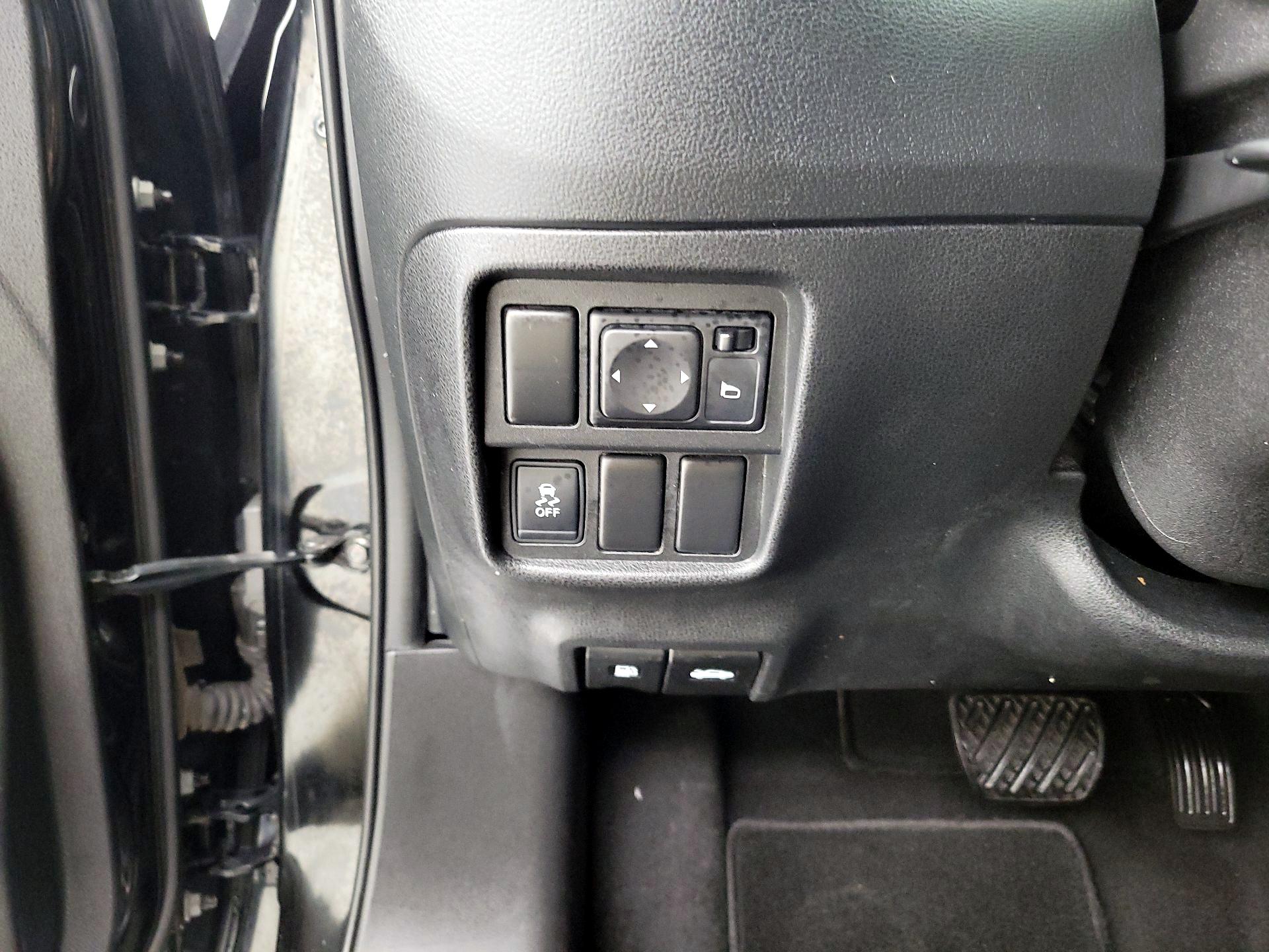 Thumbnail: 2017 Nissan Juke - 13