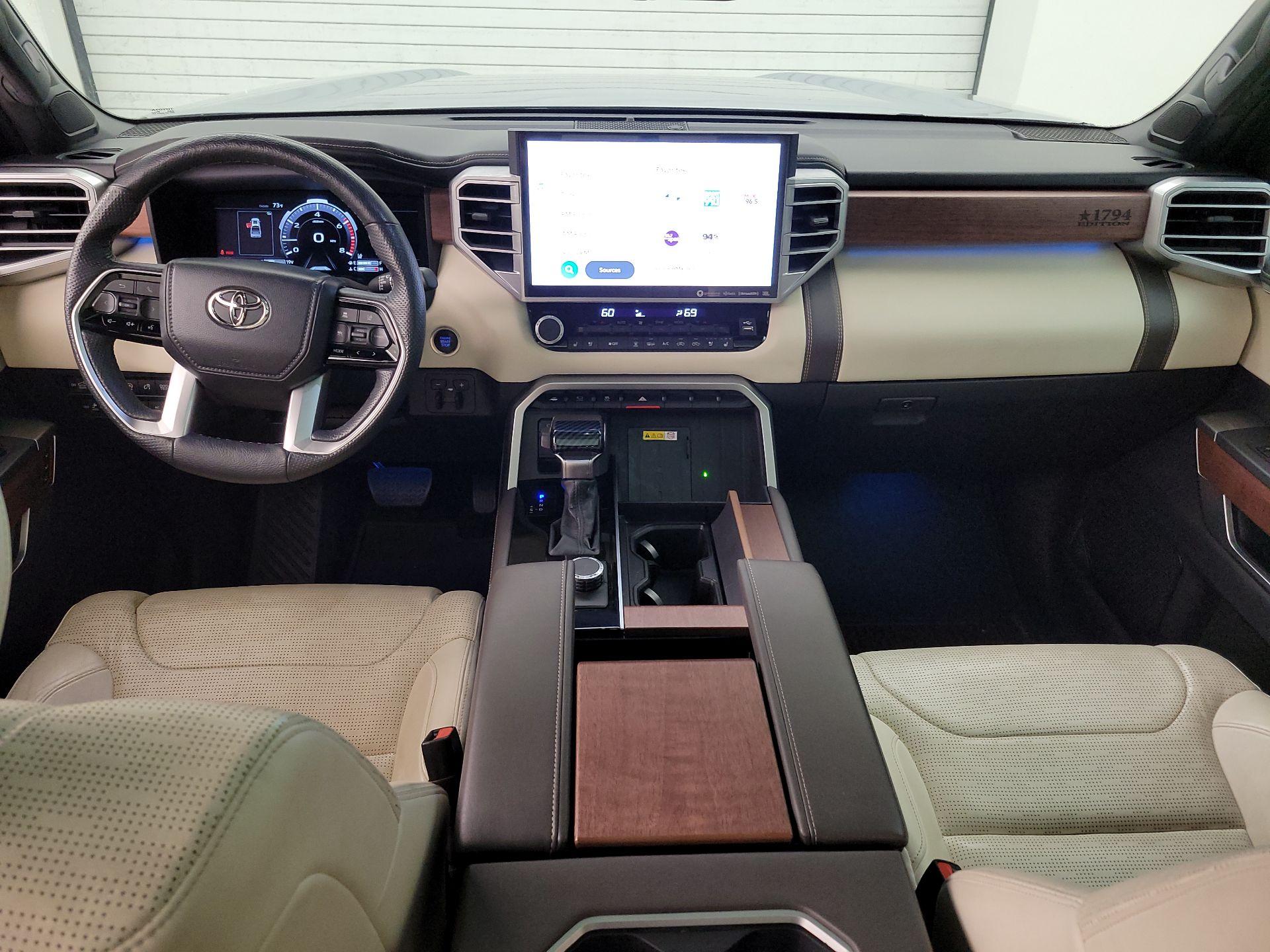 Thumbnail: 2022 Toyota Tundra - 9