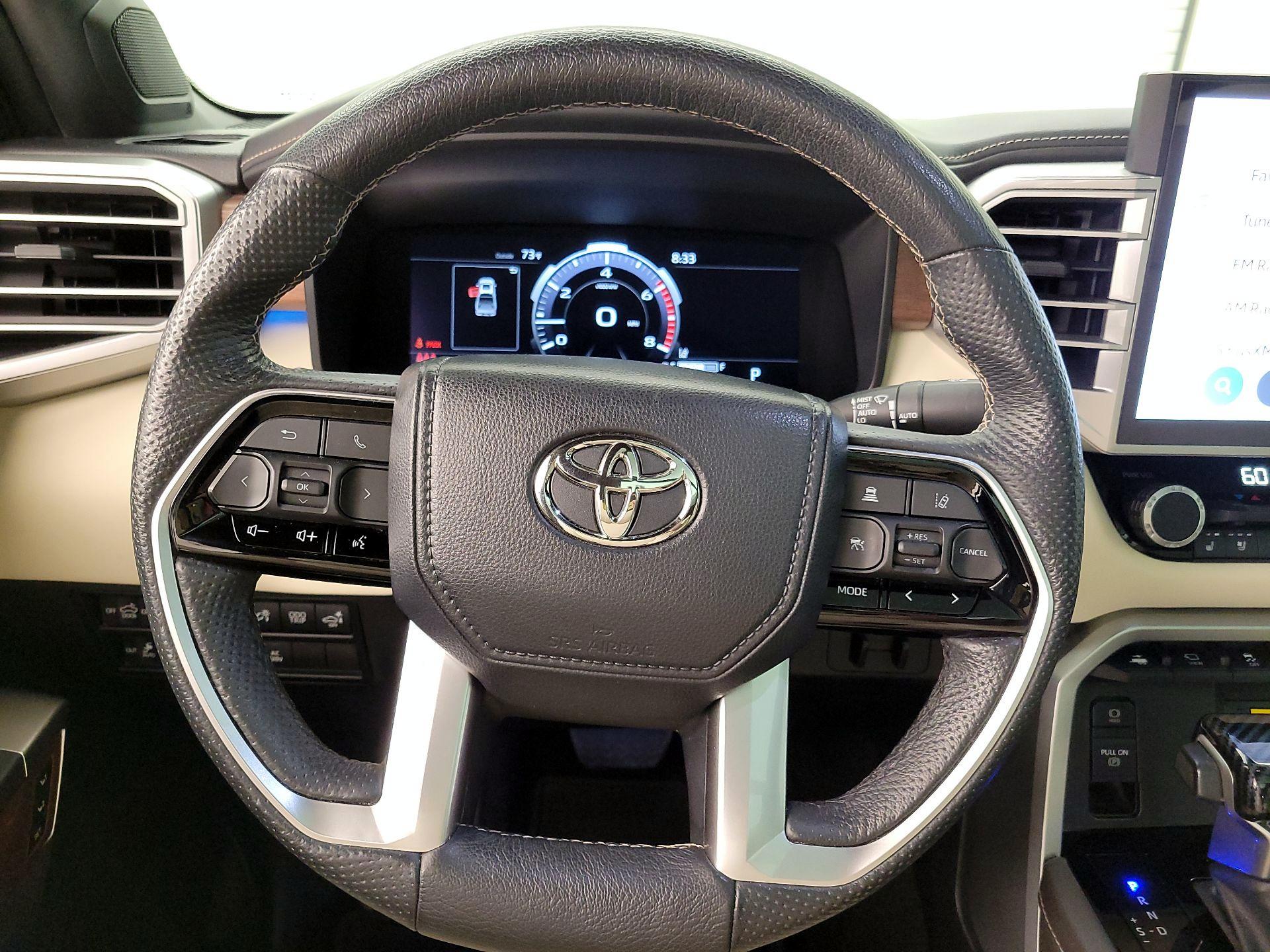 Thumbnail: 2022 Toyota Tundra - 10