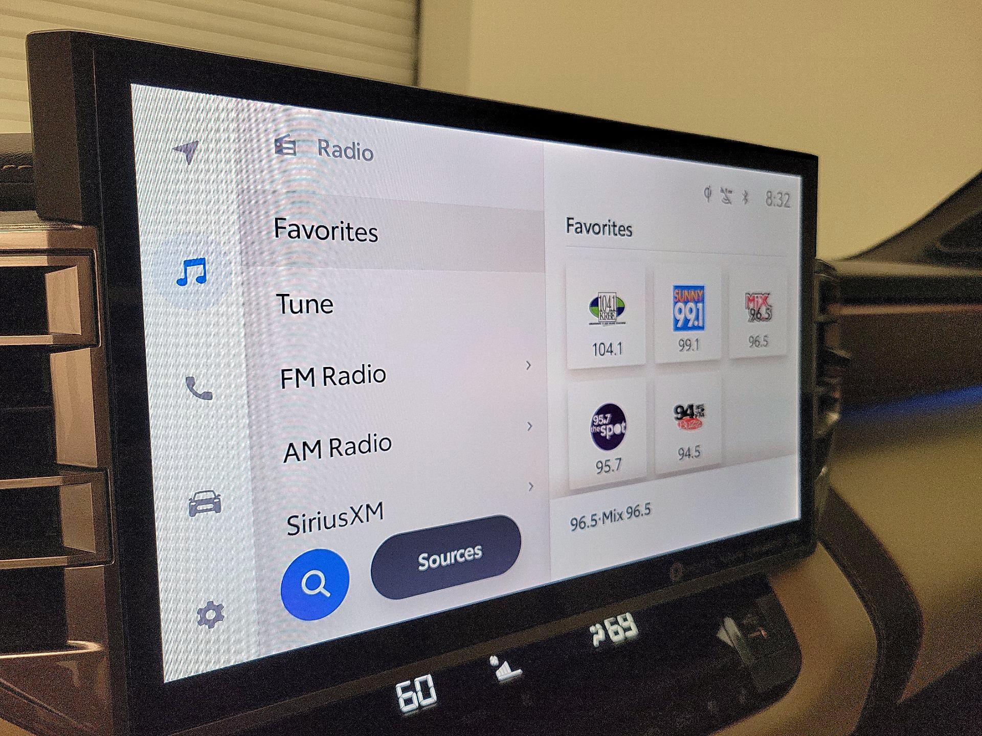 Thumbnail: 2022 Toyota Tundra - 15