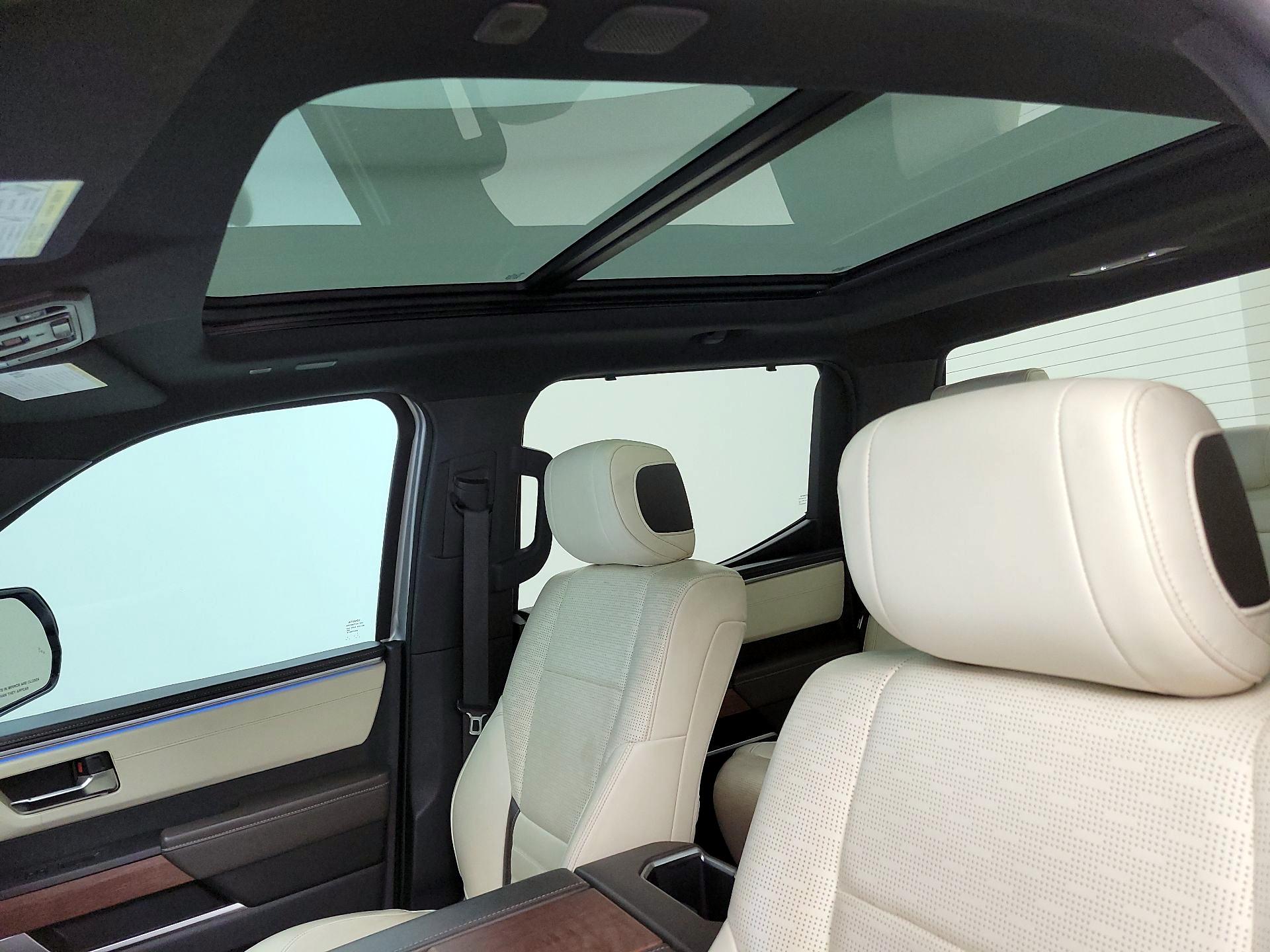 Thumbnail: 2022 Toyota Tundra - 19