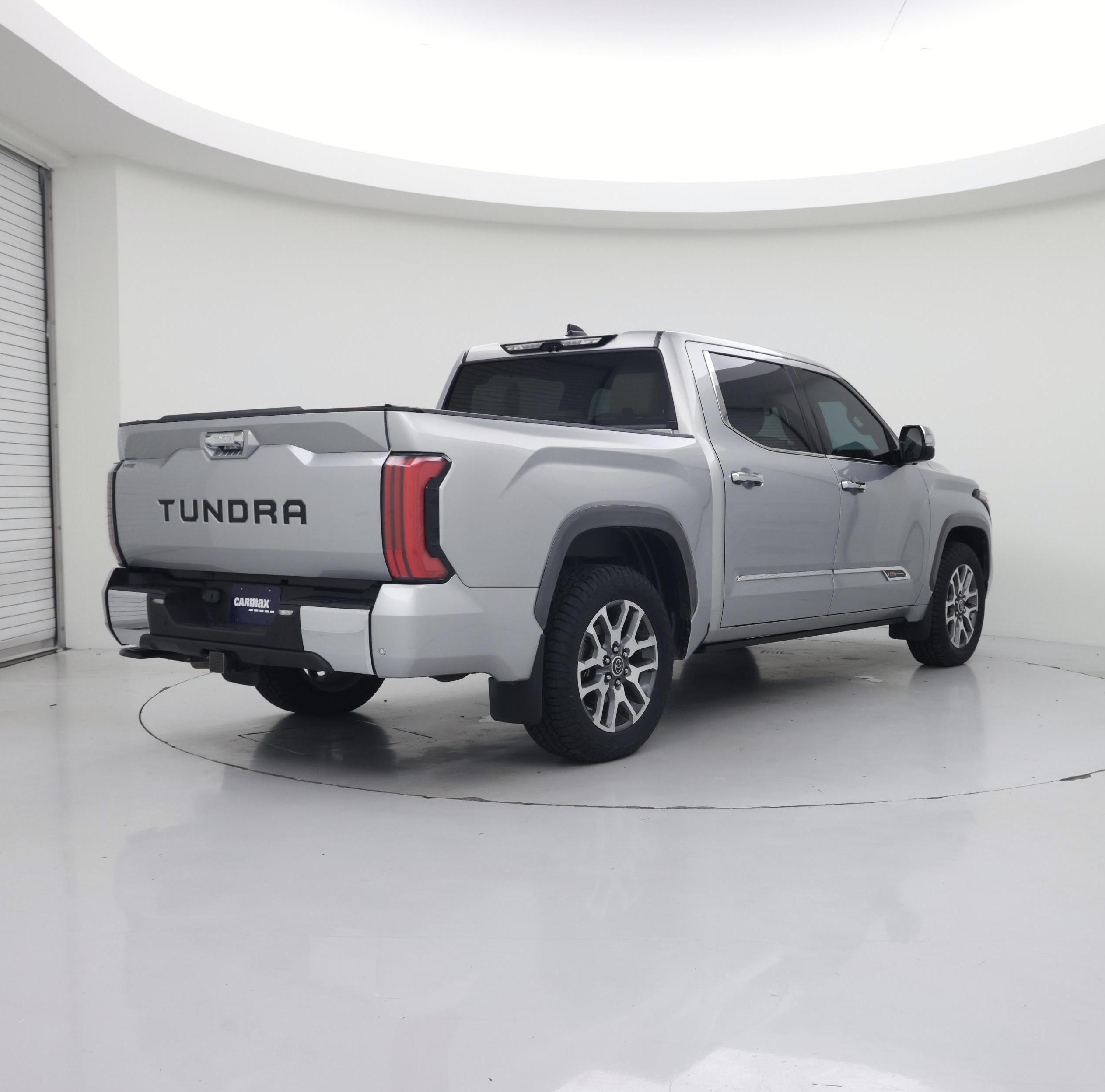 Thumbnail: 2022 Toyota Tundra - 8