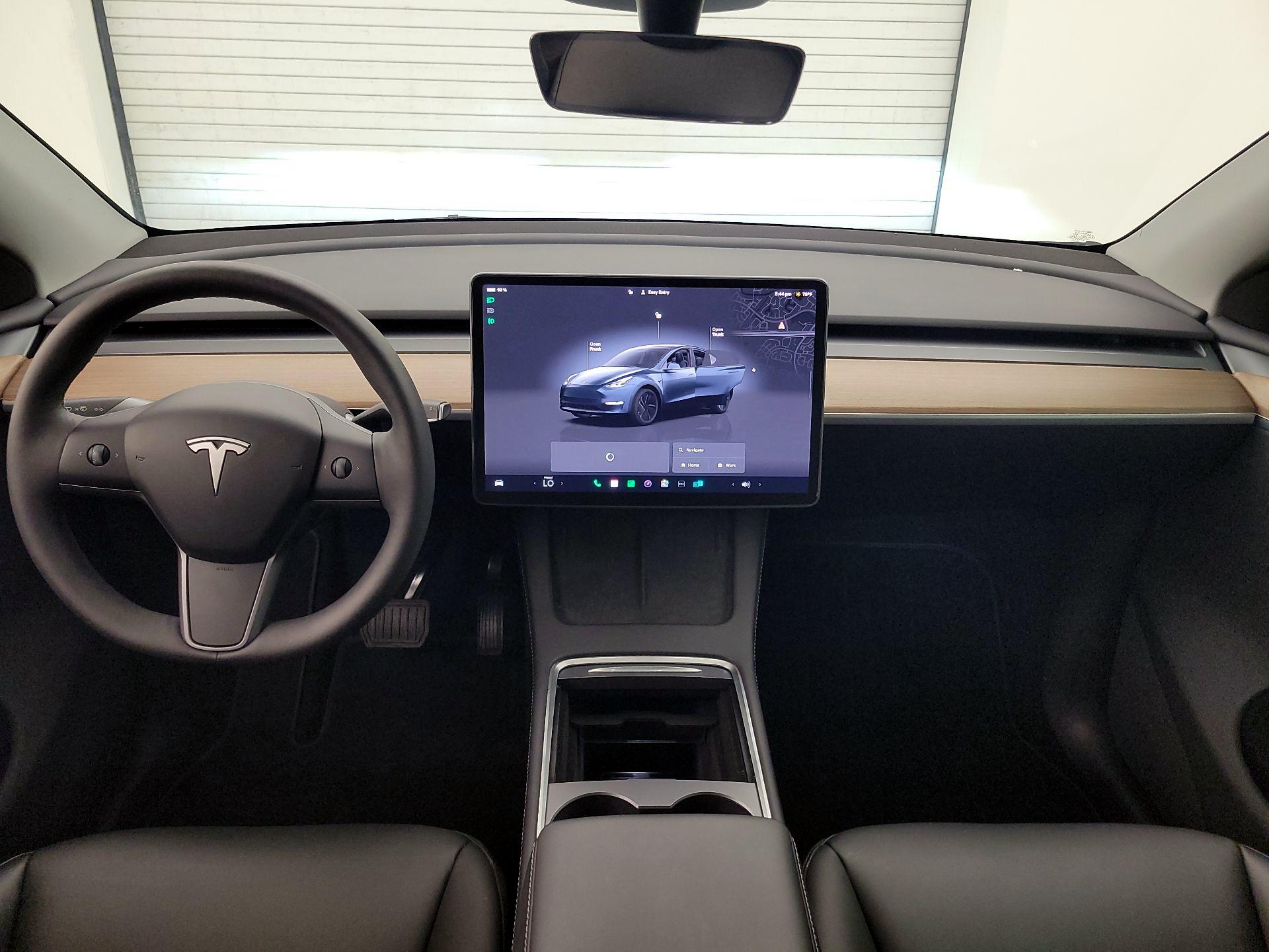 Thumbnail: 2024 Tesla Model Y - 9