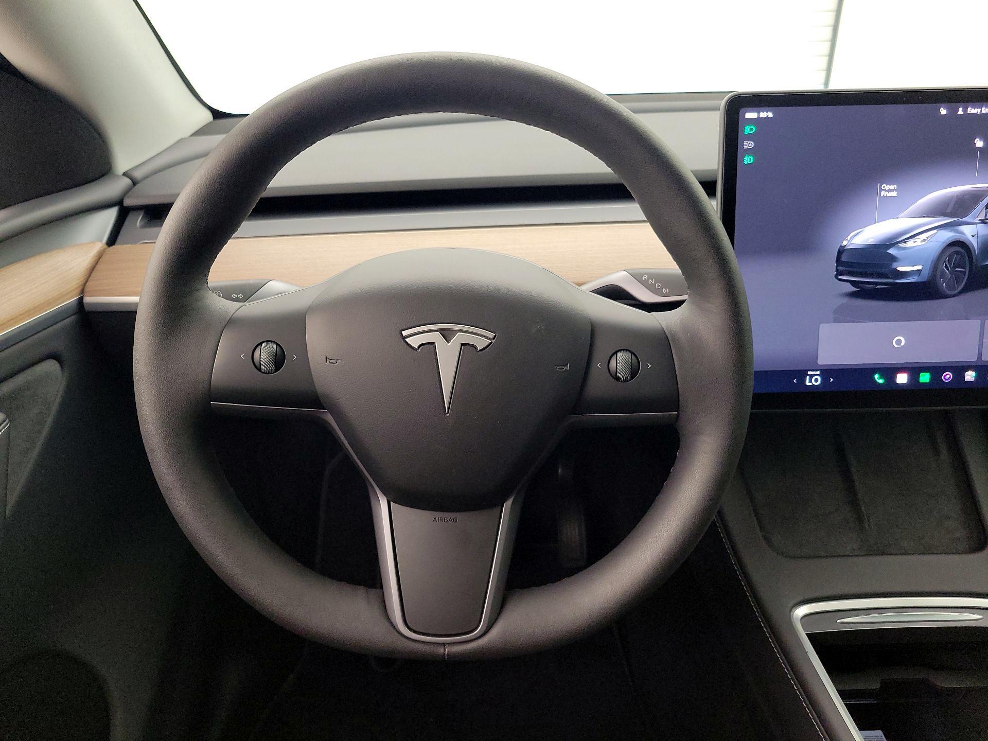 Thumbnail: 2024 Tesla Model Y - 10