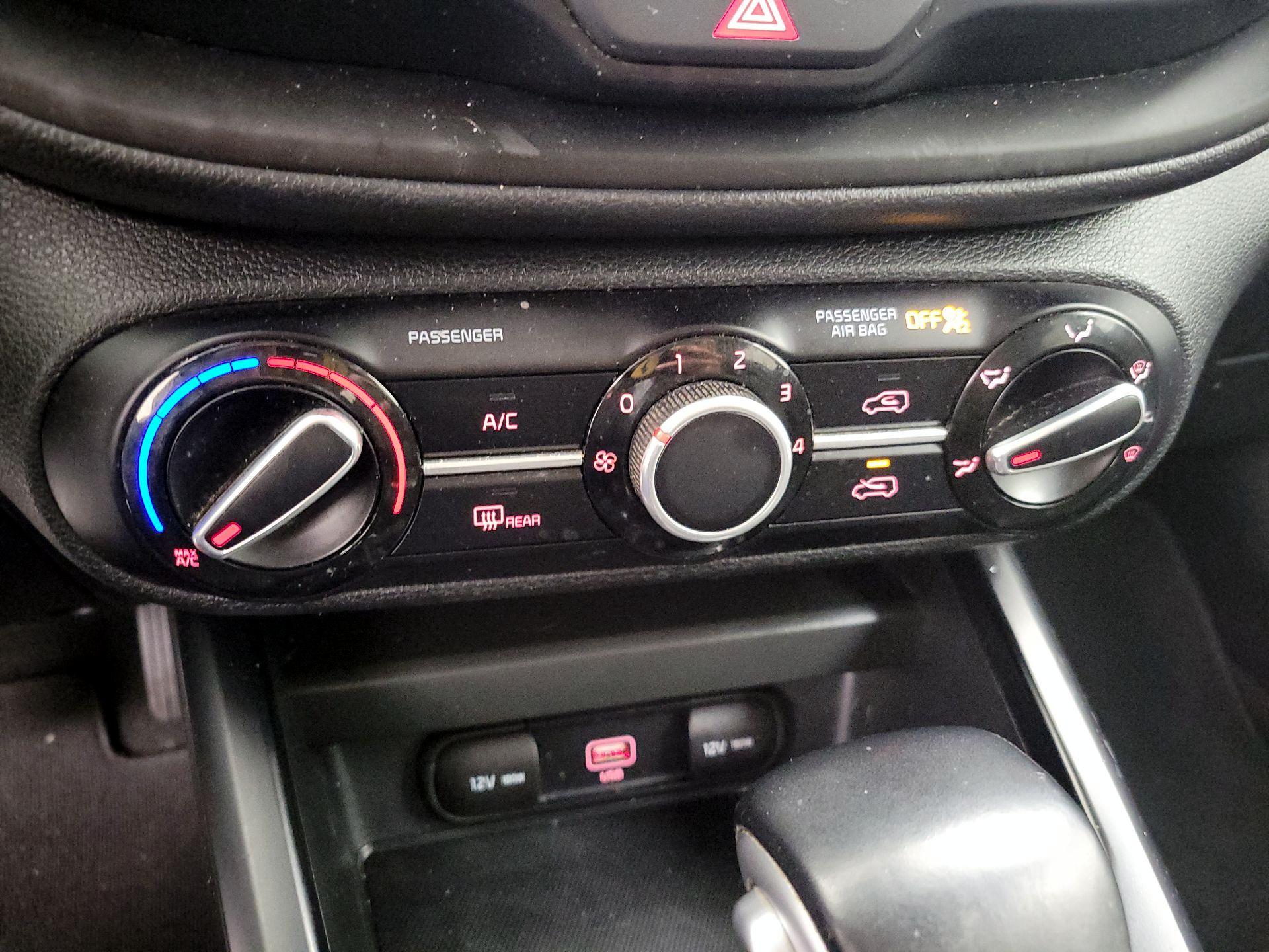 Thumbnail: 2021 Kia Soul - 16