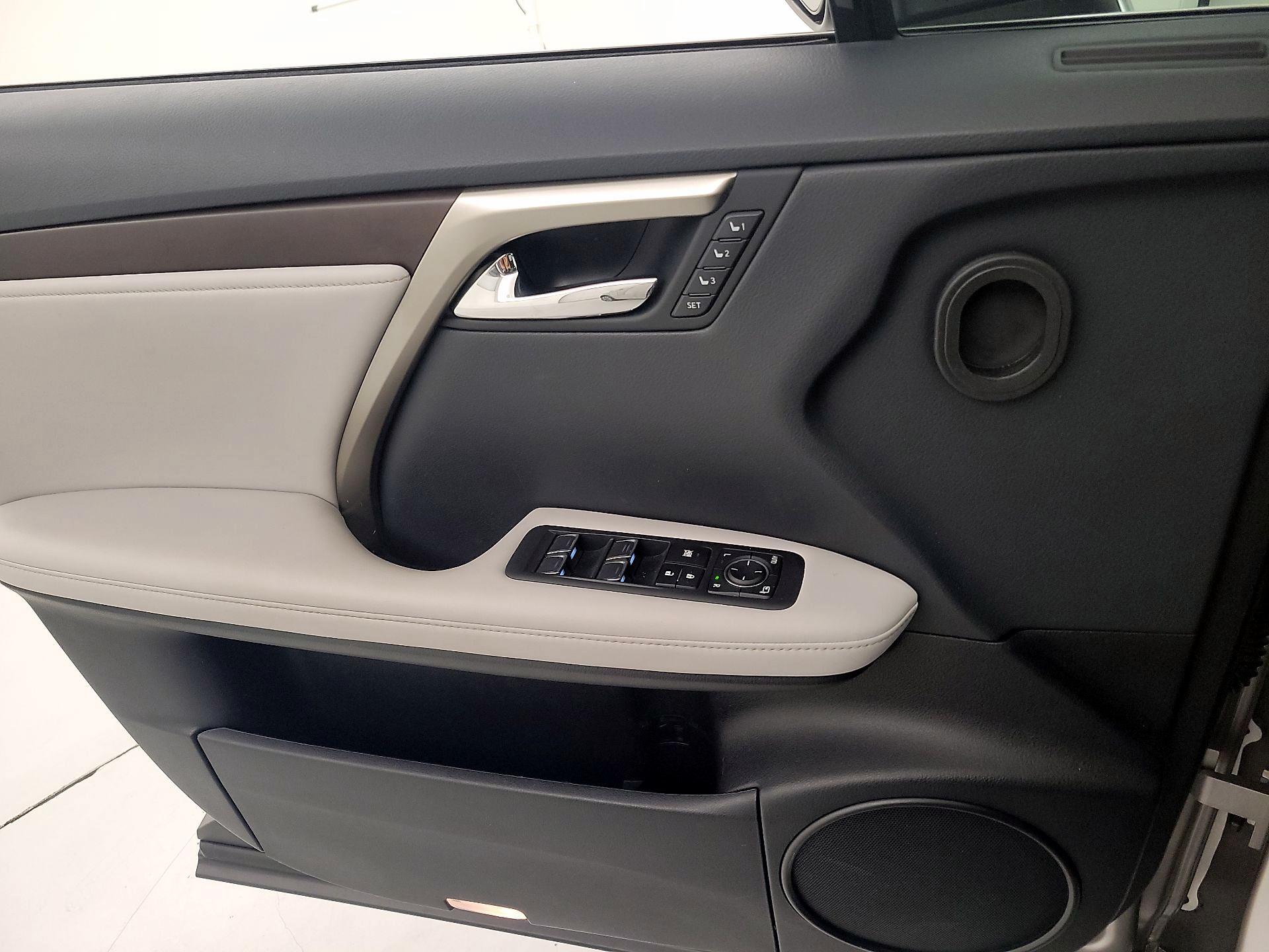 Thumbnail: 2022 Lexus RX - 12