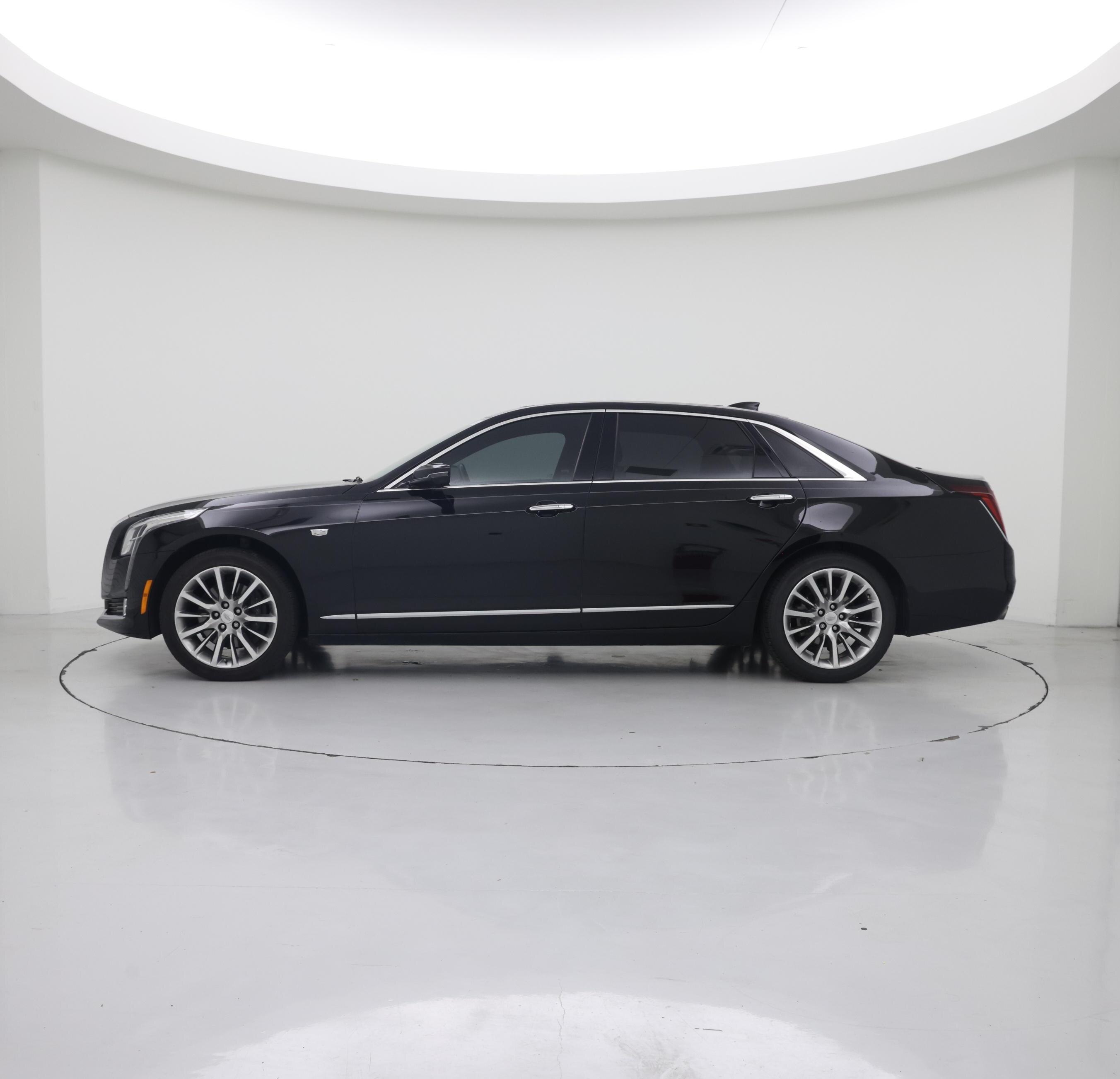 Thumbnail: 2017 Cadillac CT6 - 3